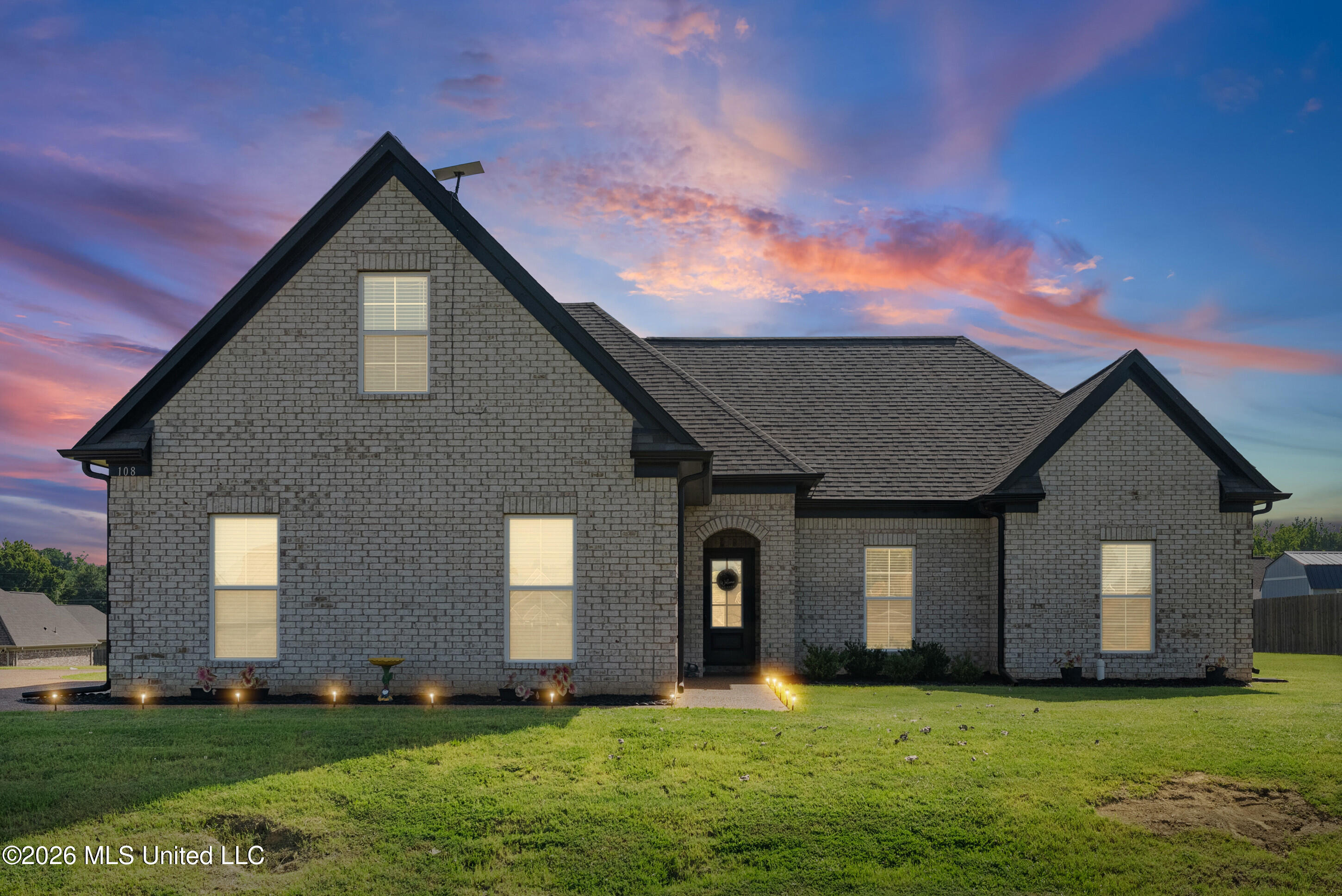 108 Honor Cove Property Photo 2