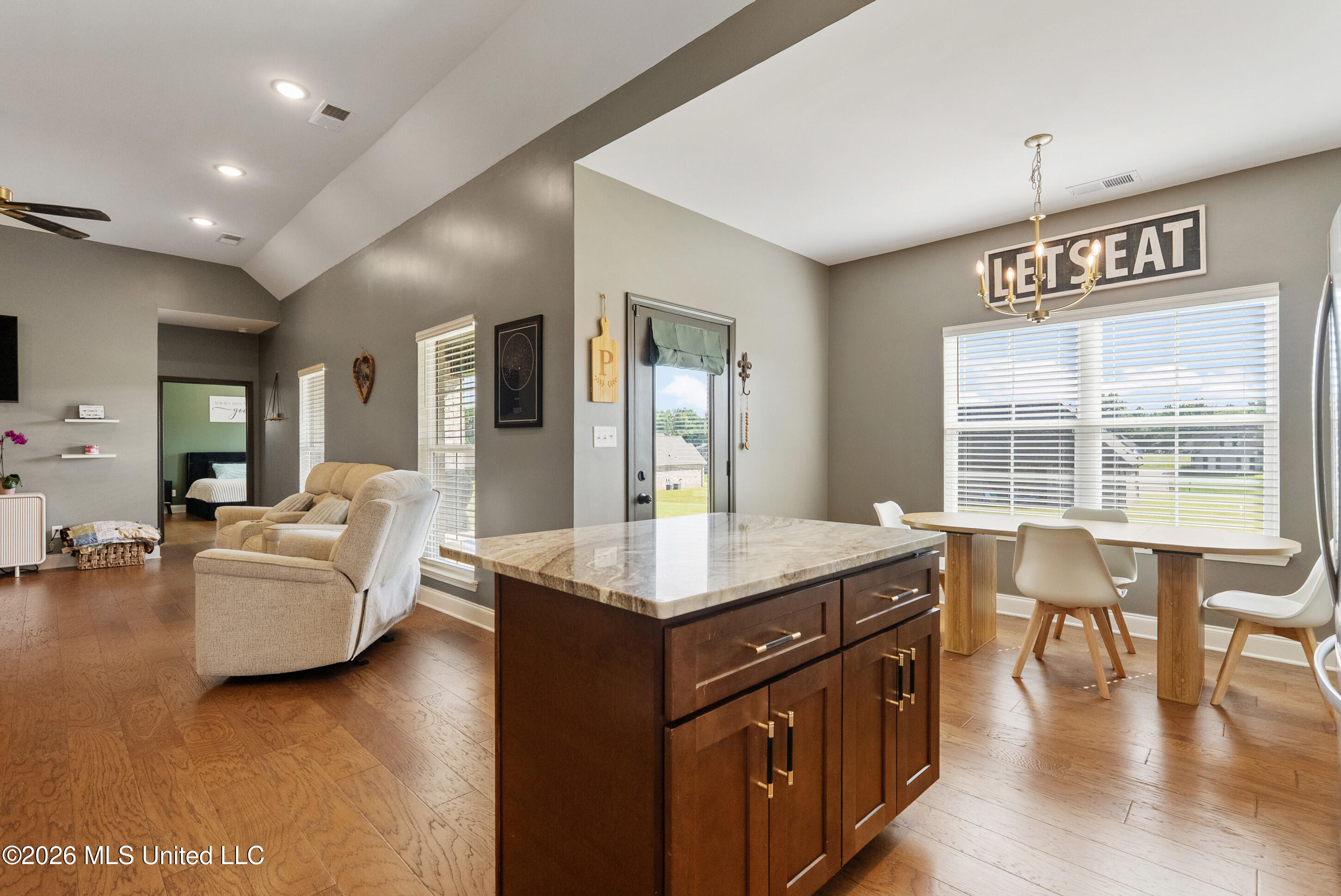 108 Honor Cove Property Photo 11
