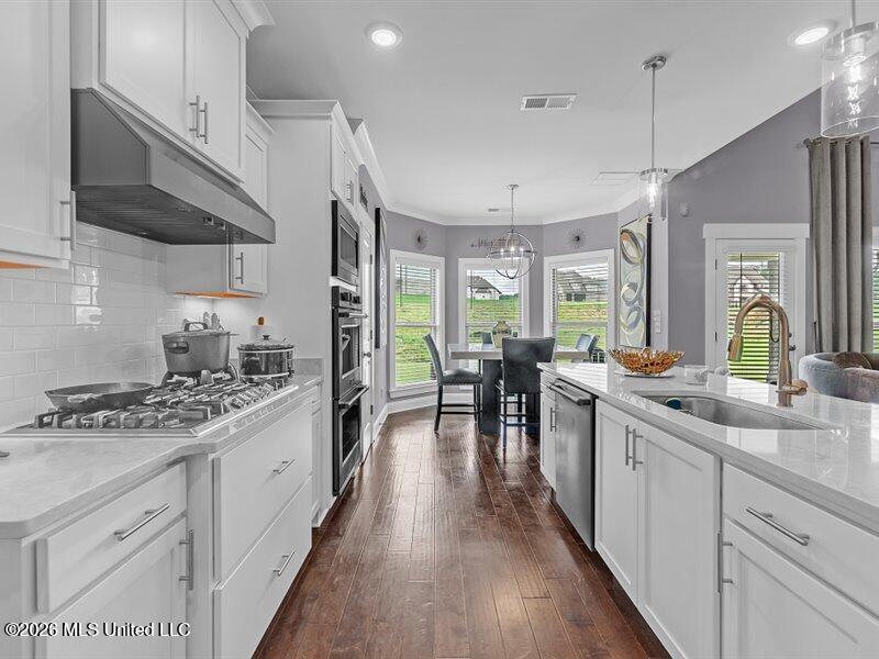 9963 Cypress Willow Cove Property Photo 13