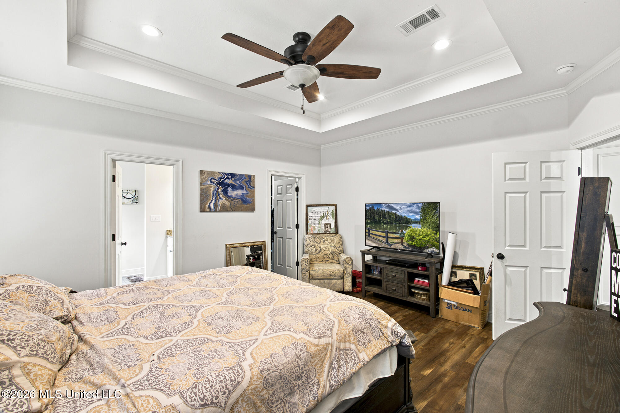 1059 Winding Road Property Photo 13