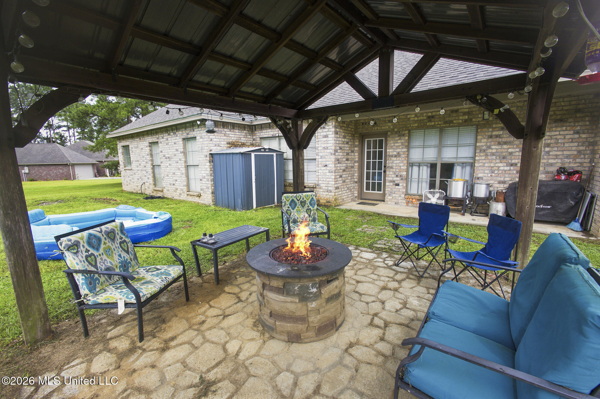 1059 Winding Road Property Photo 22