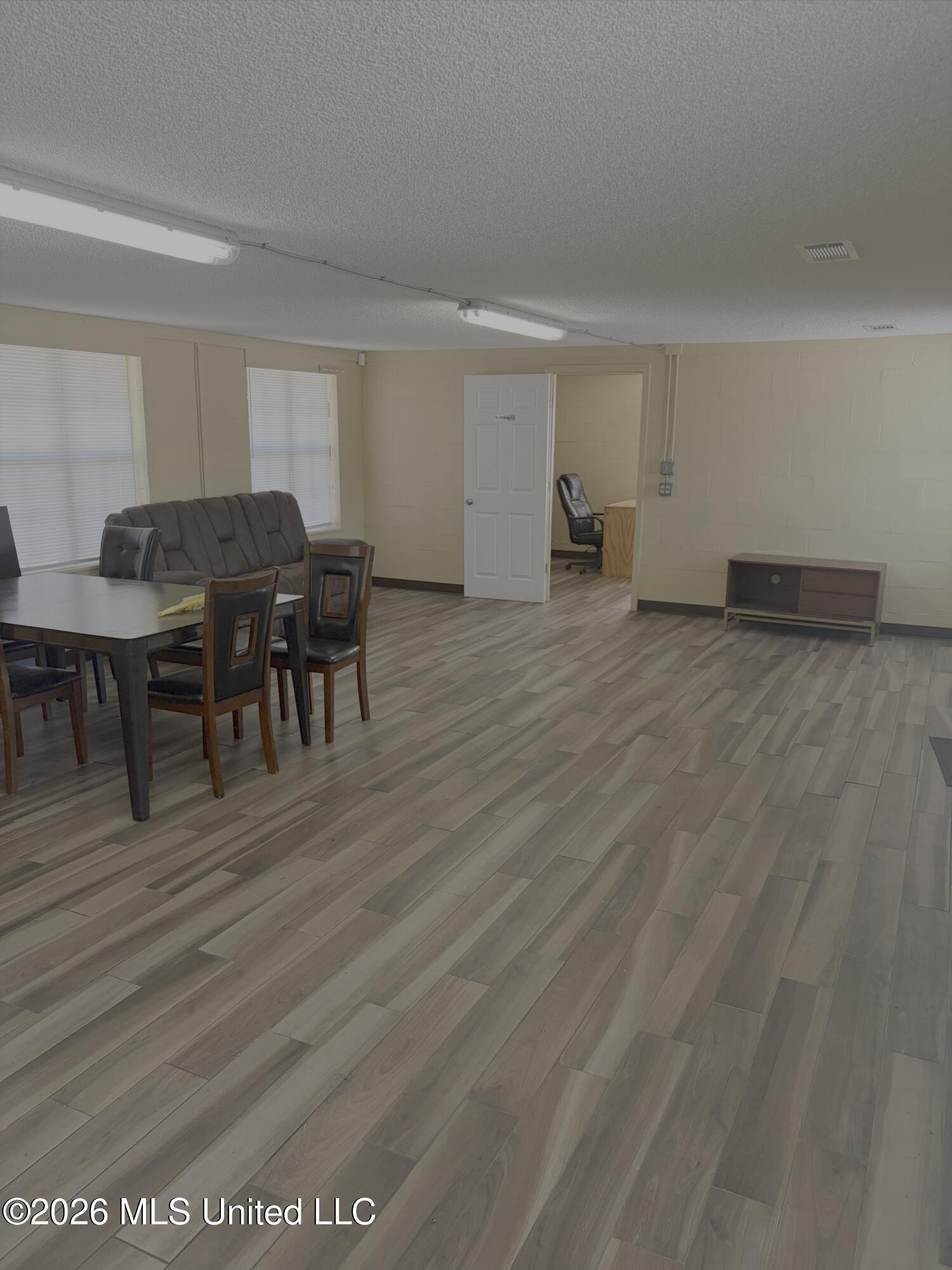 3708 Highway 90 Property Photo 2