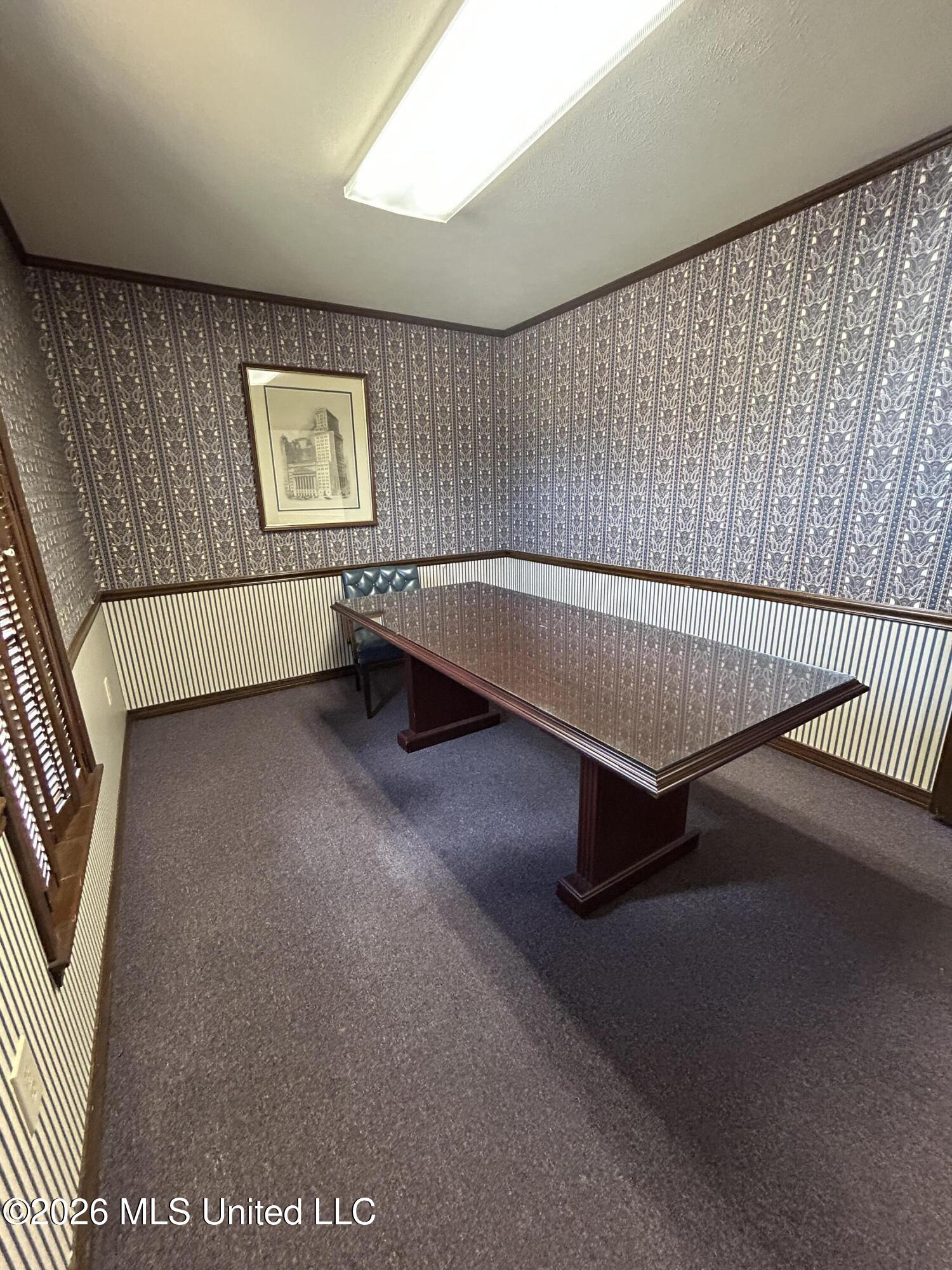 202 E Government Street Property Photo 4
