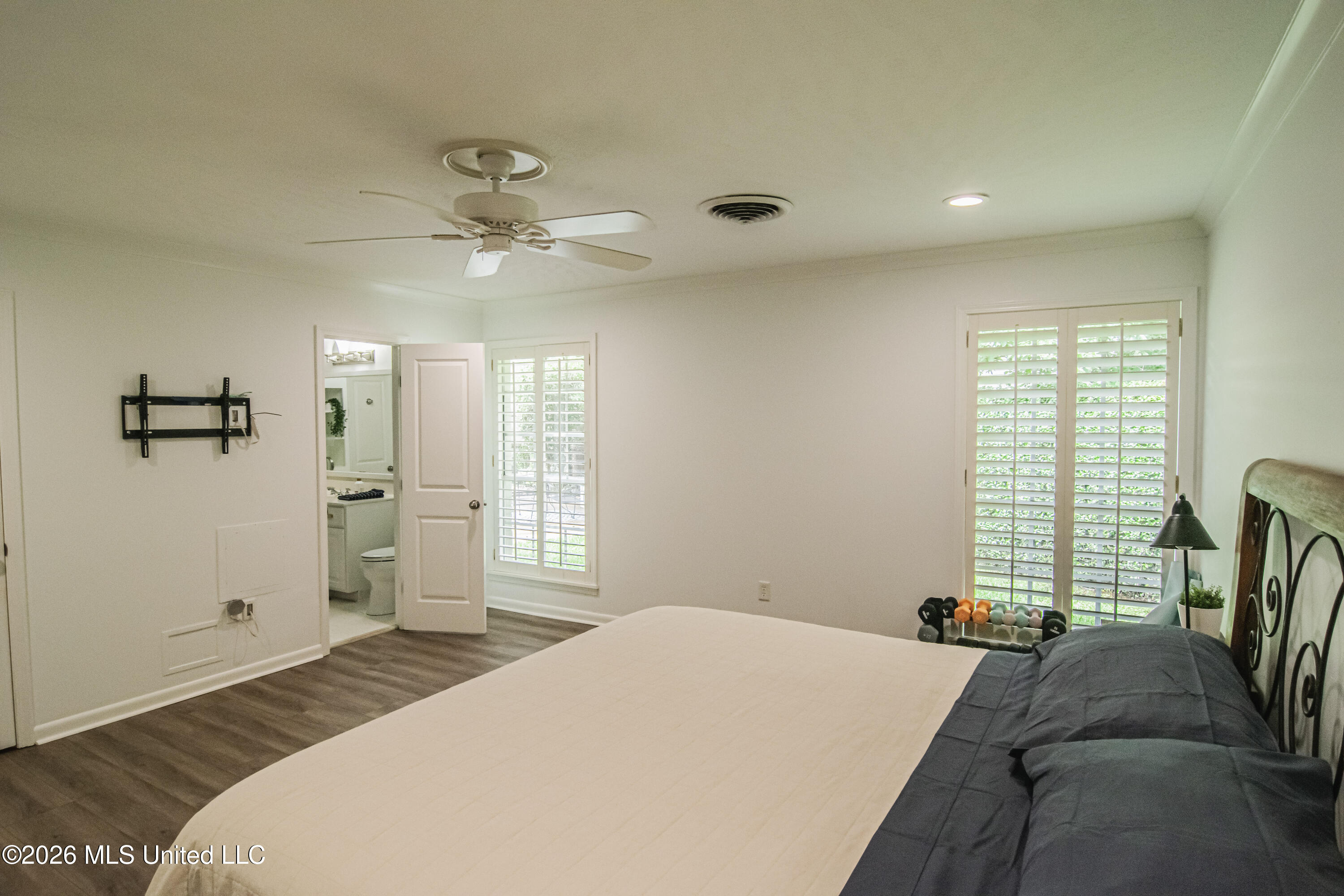 4005 Eastwood Drive Property Photo 17