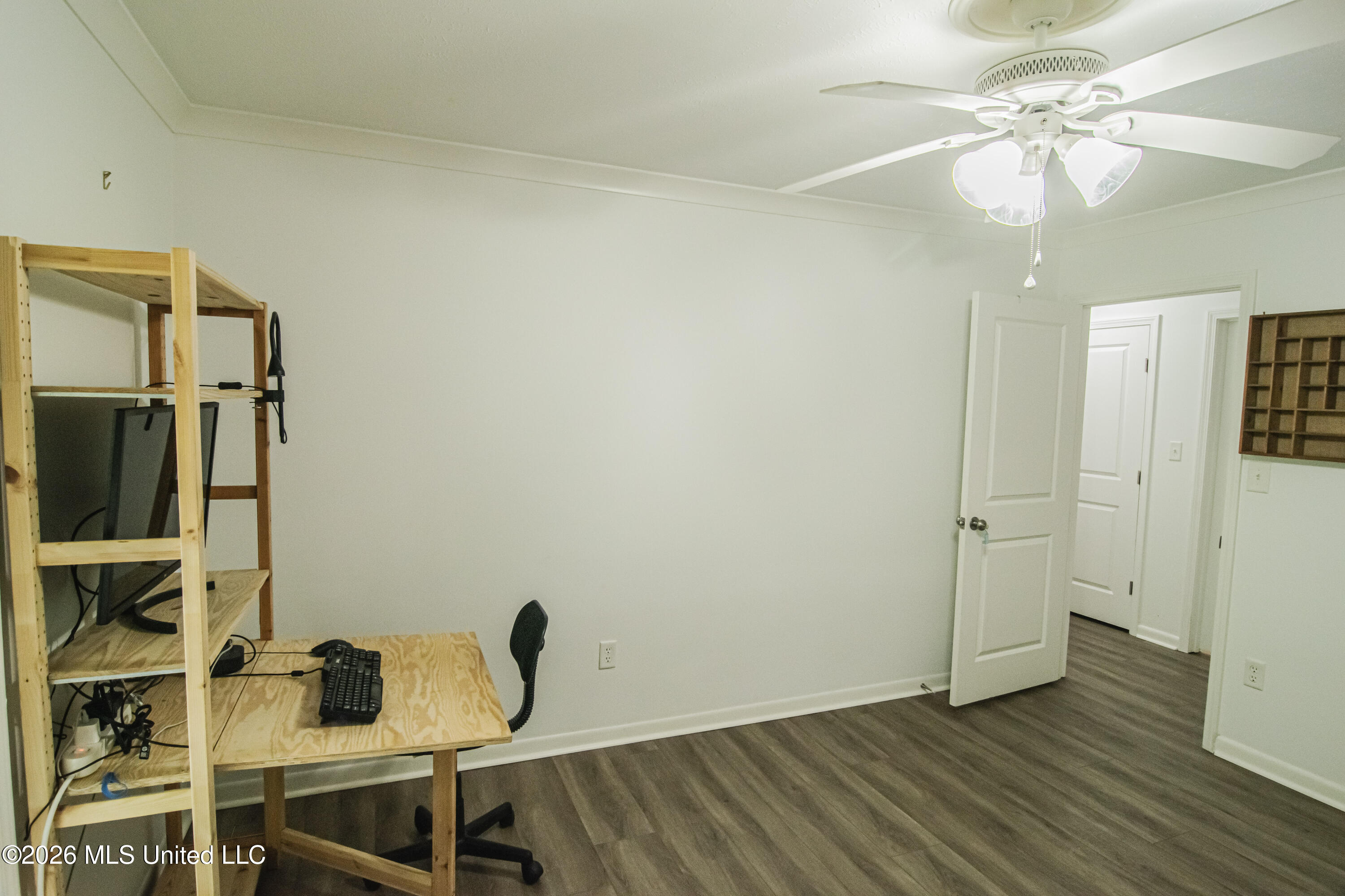 4005 Eastwood Drive Property Photo 22