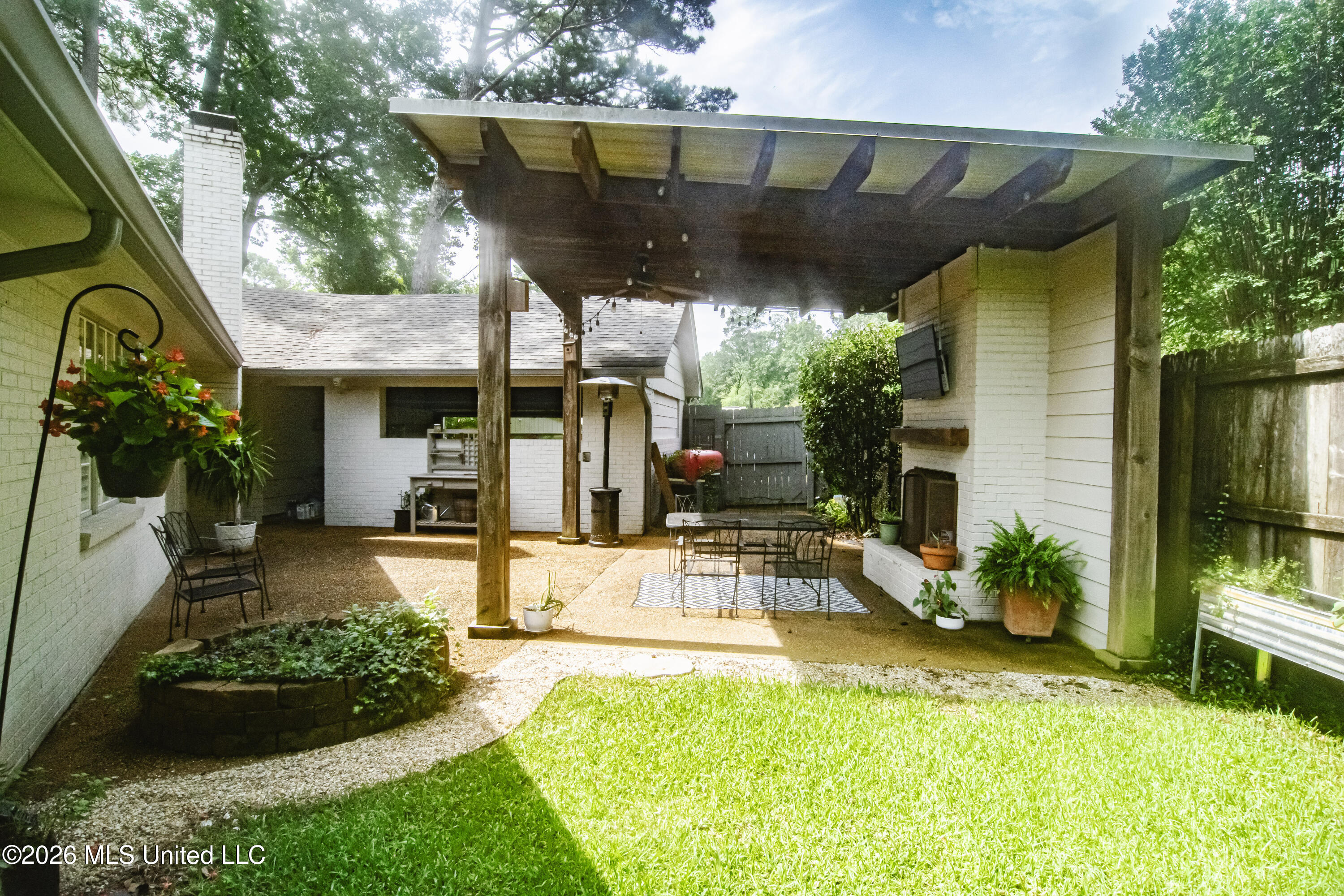 4005 Eastwood Drive Property Photo 35