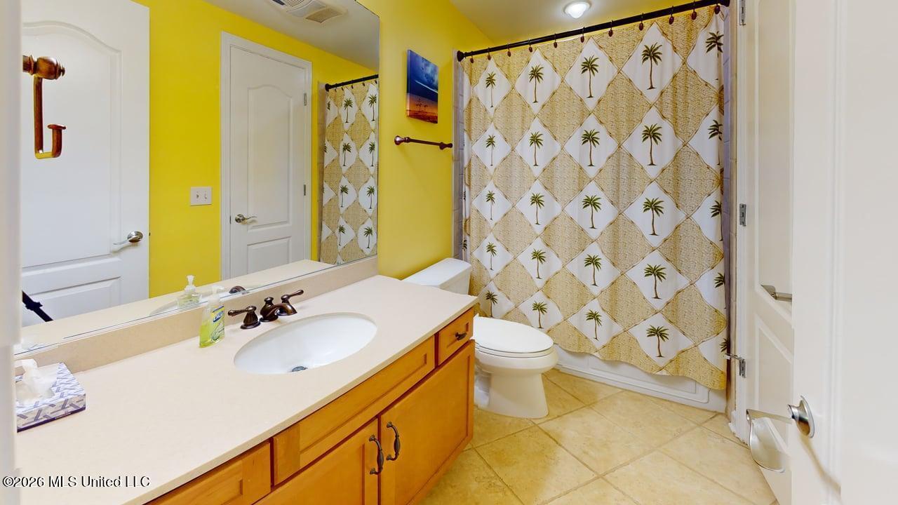 1200 Beach Drive Property Photo 11