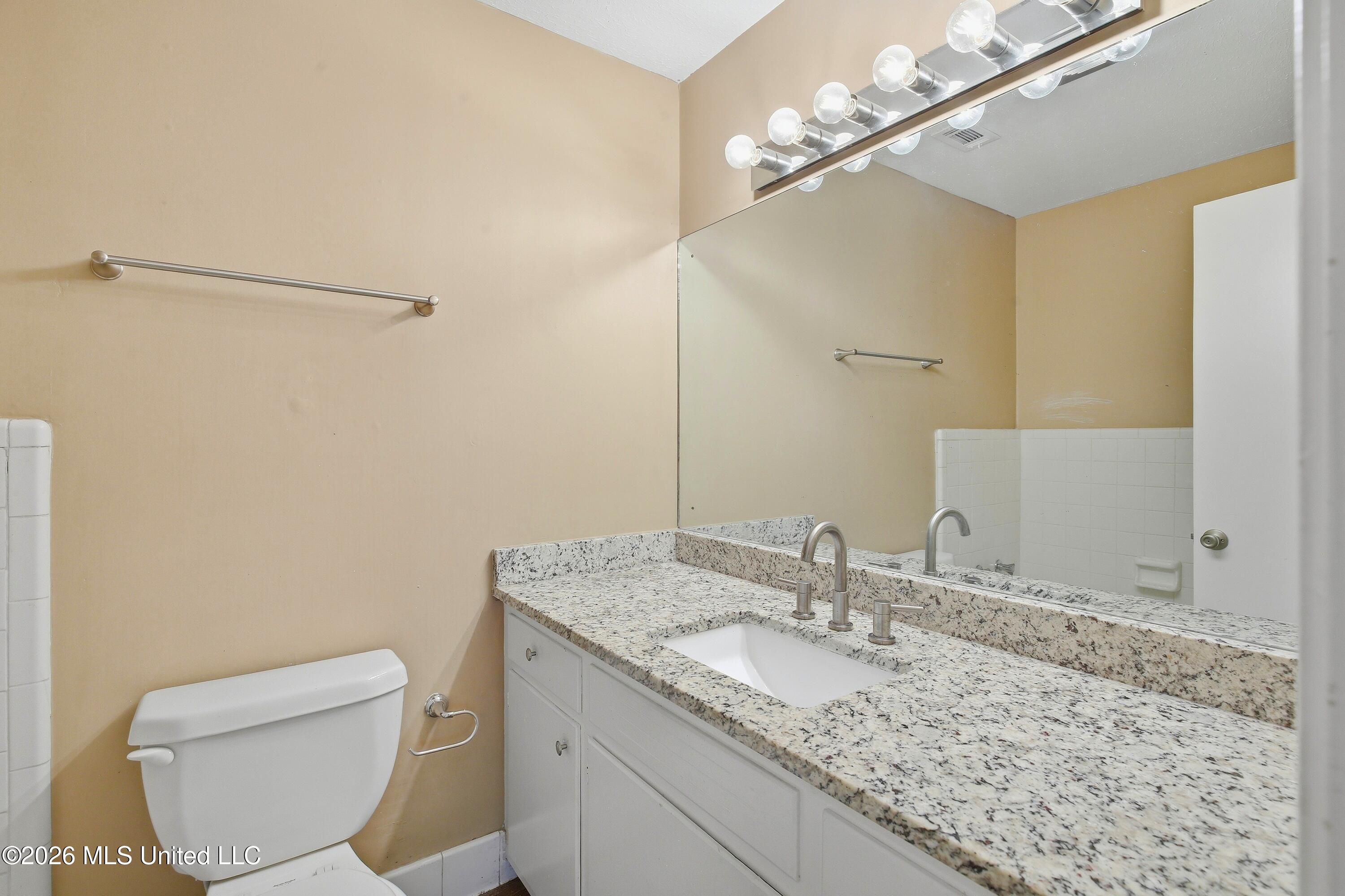 5406 Suffolk Drive Property Photo 11