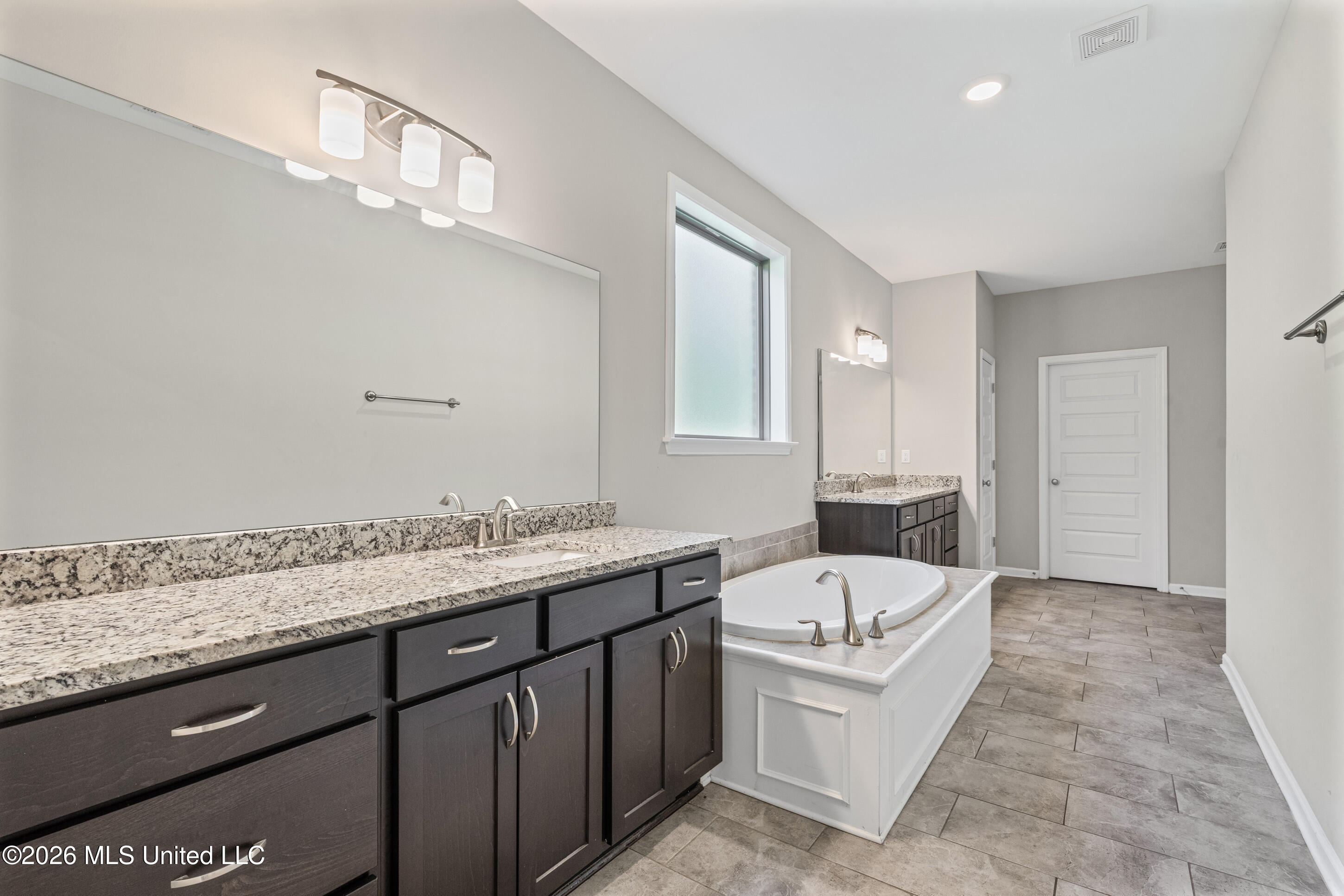 9545 Edgewater Cove Property Photo 20