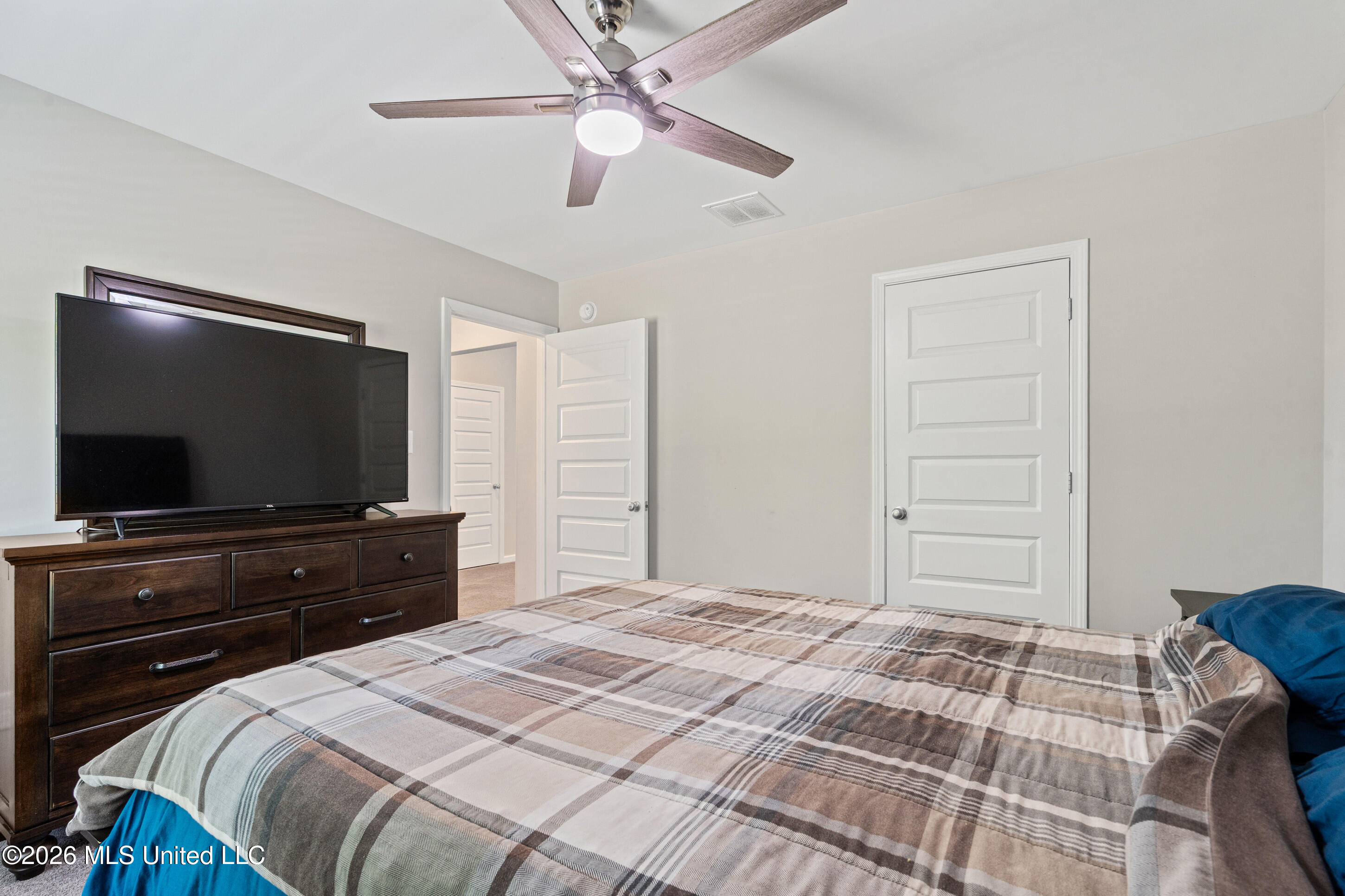 9545 Edgewater Cove Property Photo 29