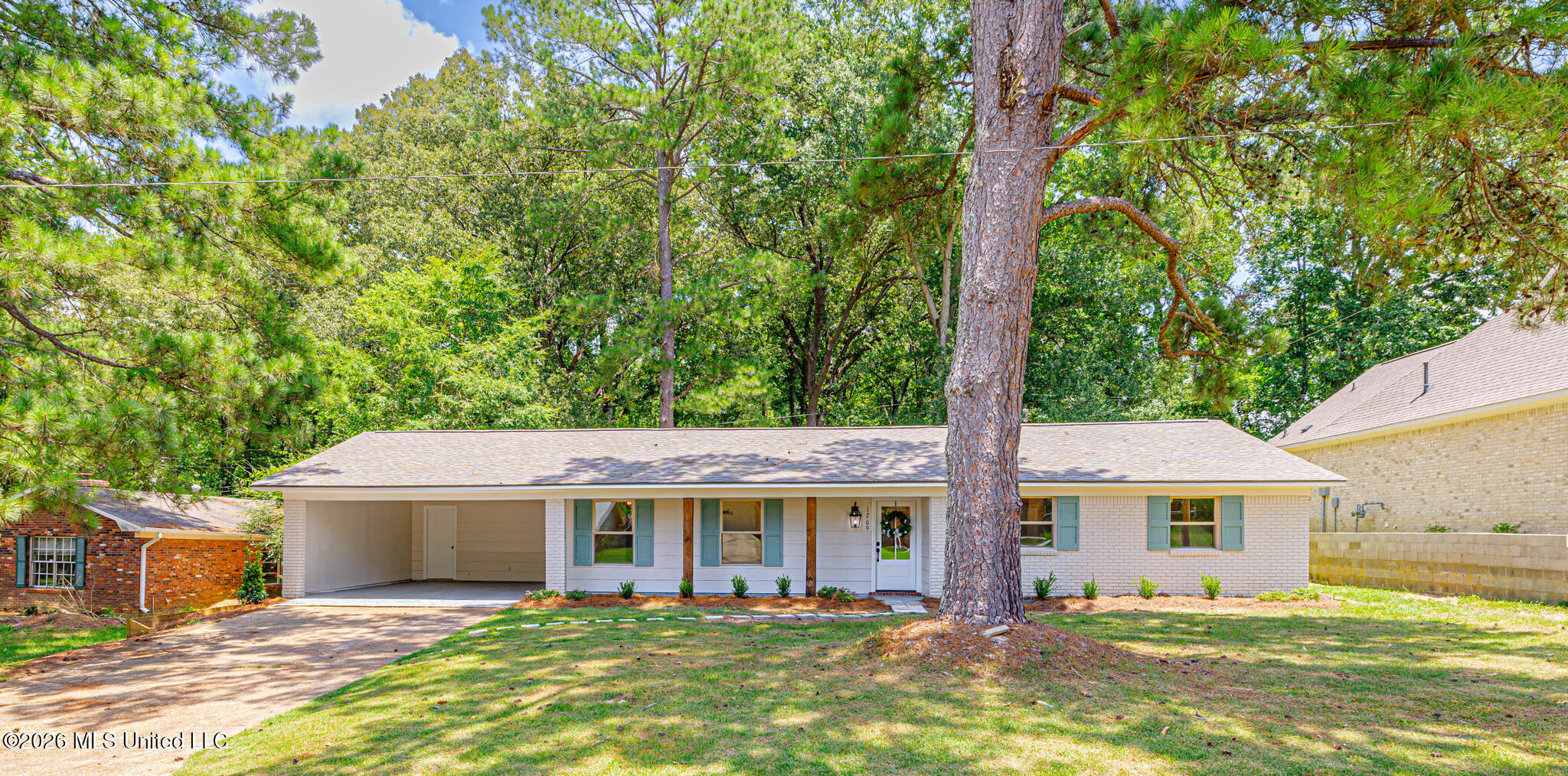 1209 Laurelwood Drive Property Photo 1