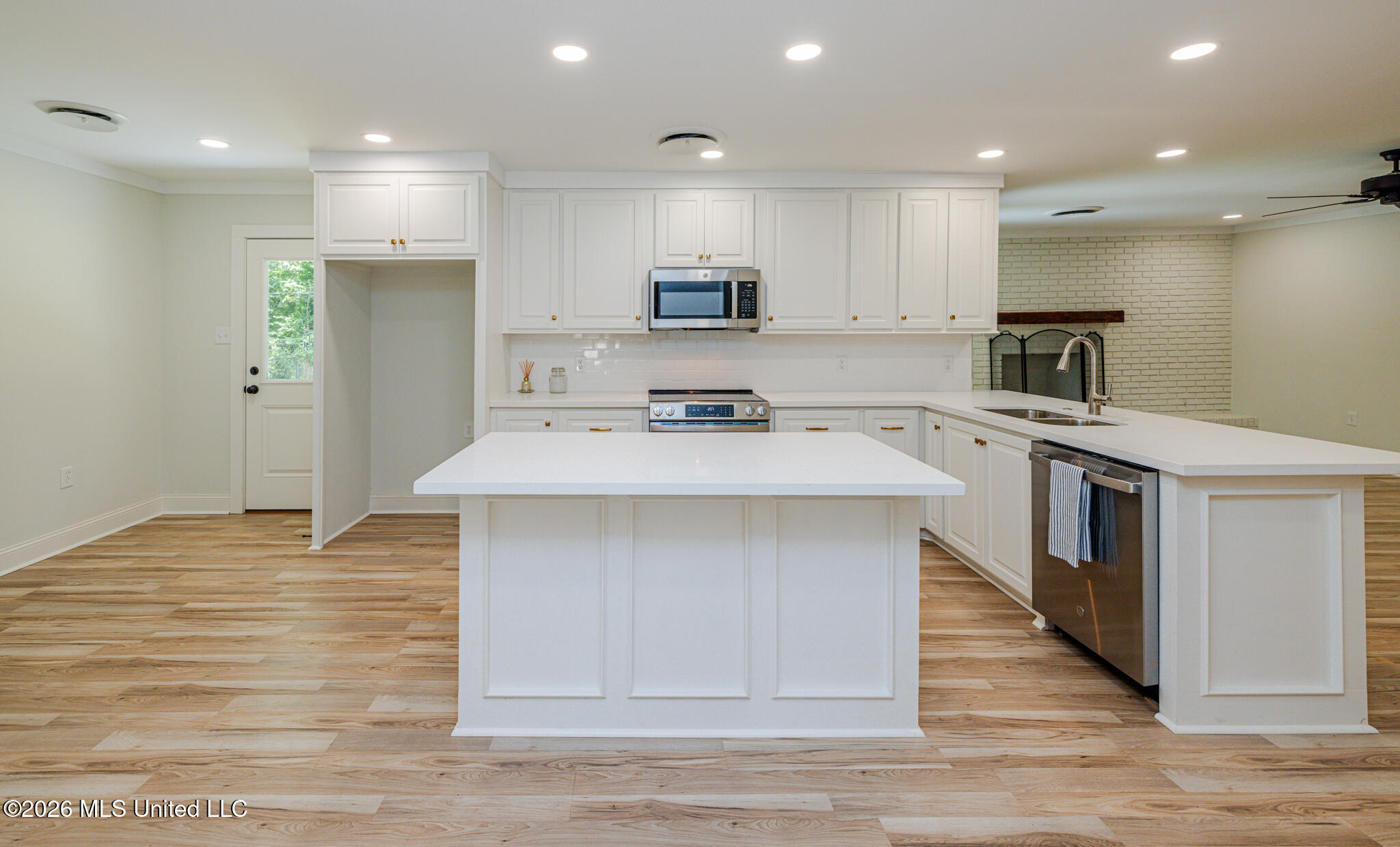 1209 Laurelwood Drive Property Photo 16