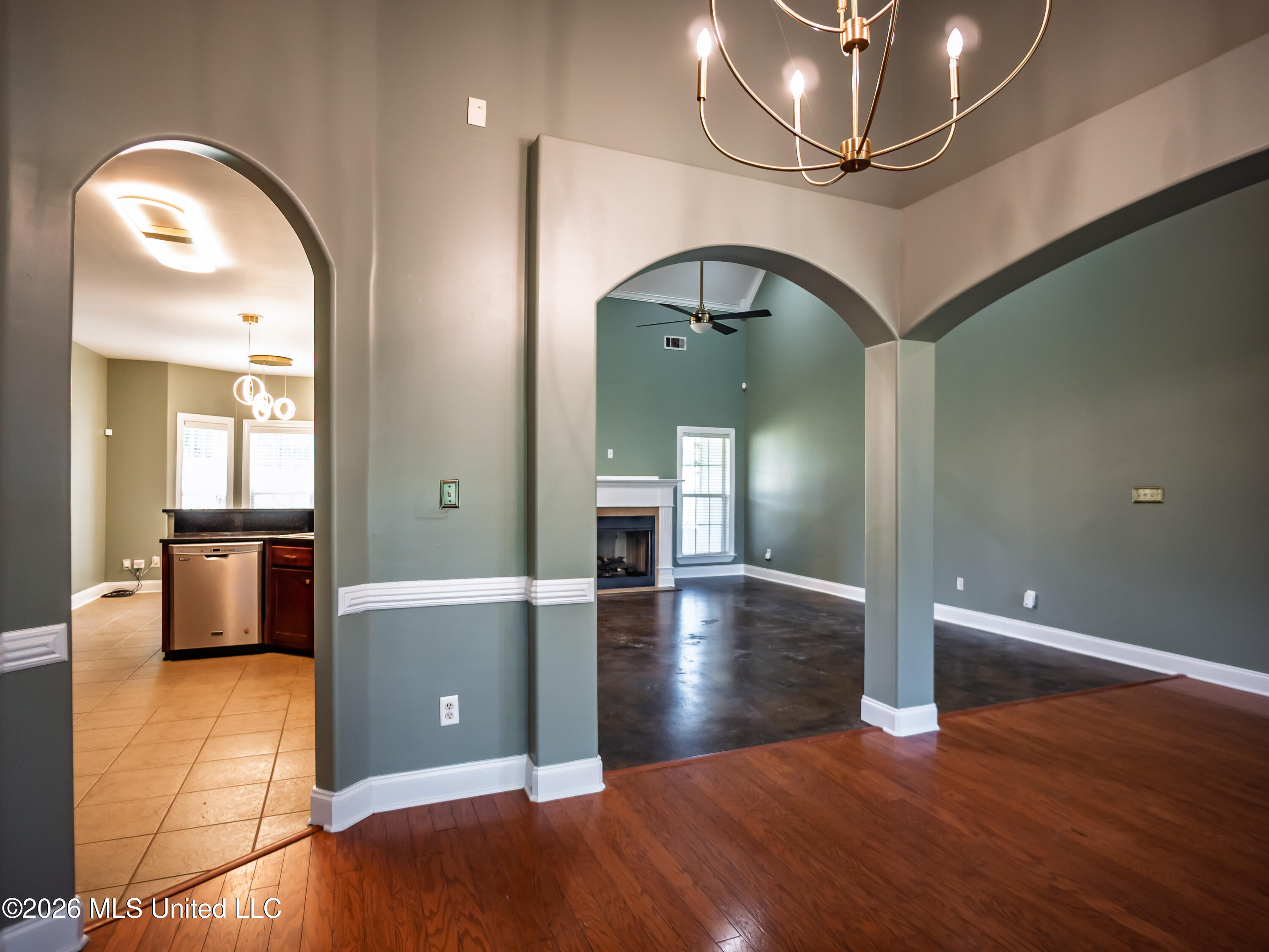 109 Cambridge Cove Property Photo 4