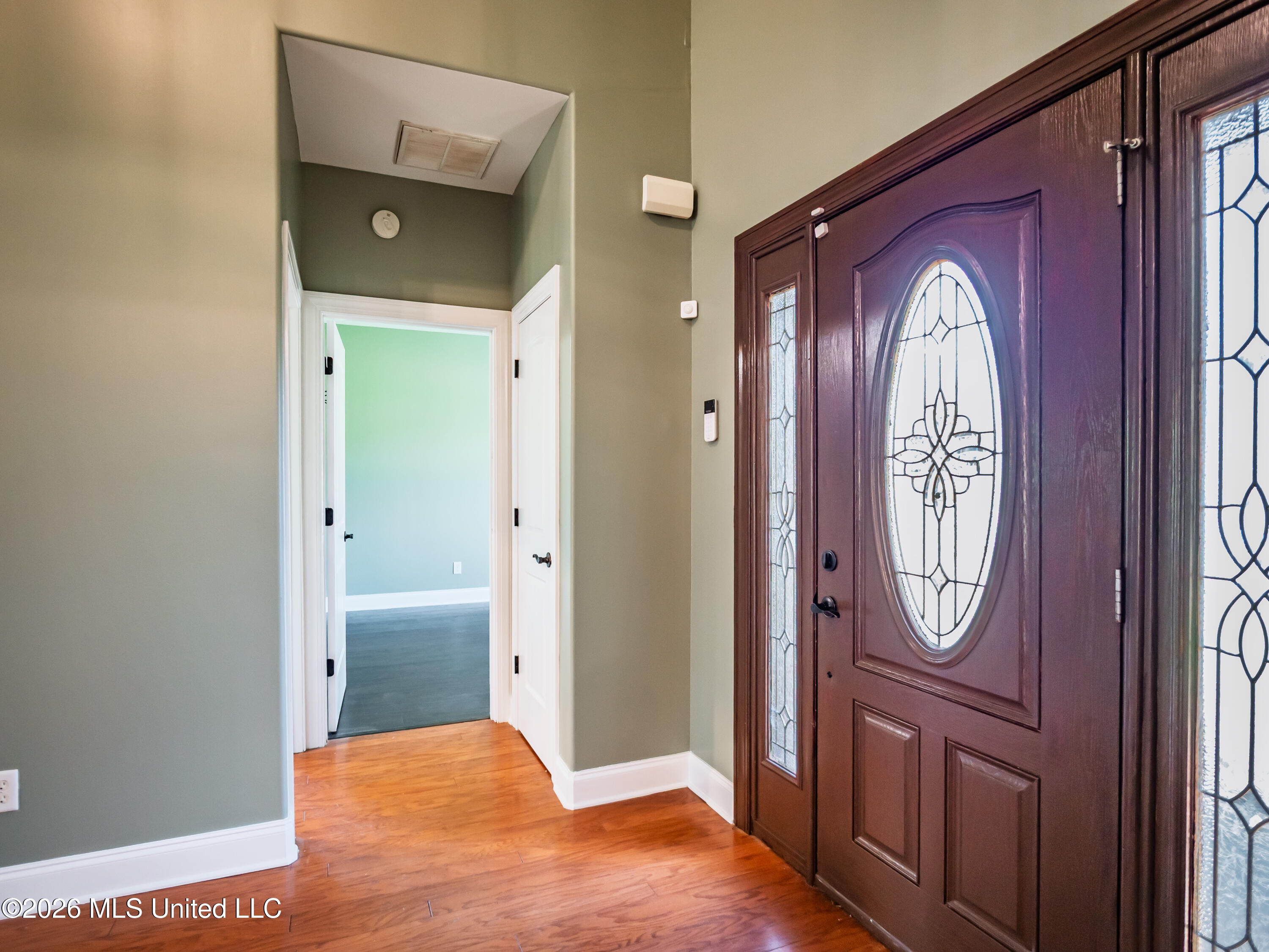 109 Cambridge Cove Property Photo 17