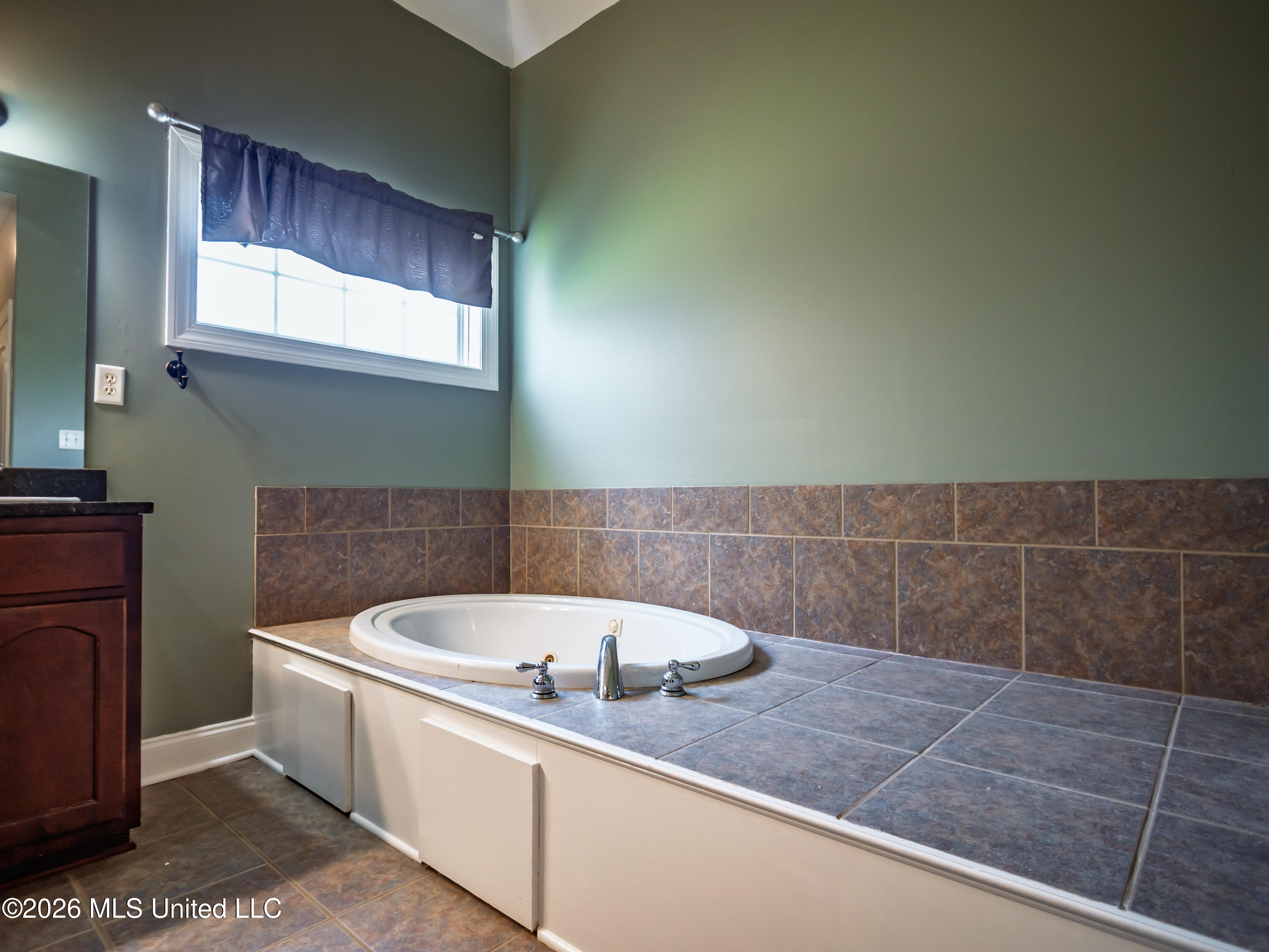 109 Cambridge Cove Property Photo 24