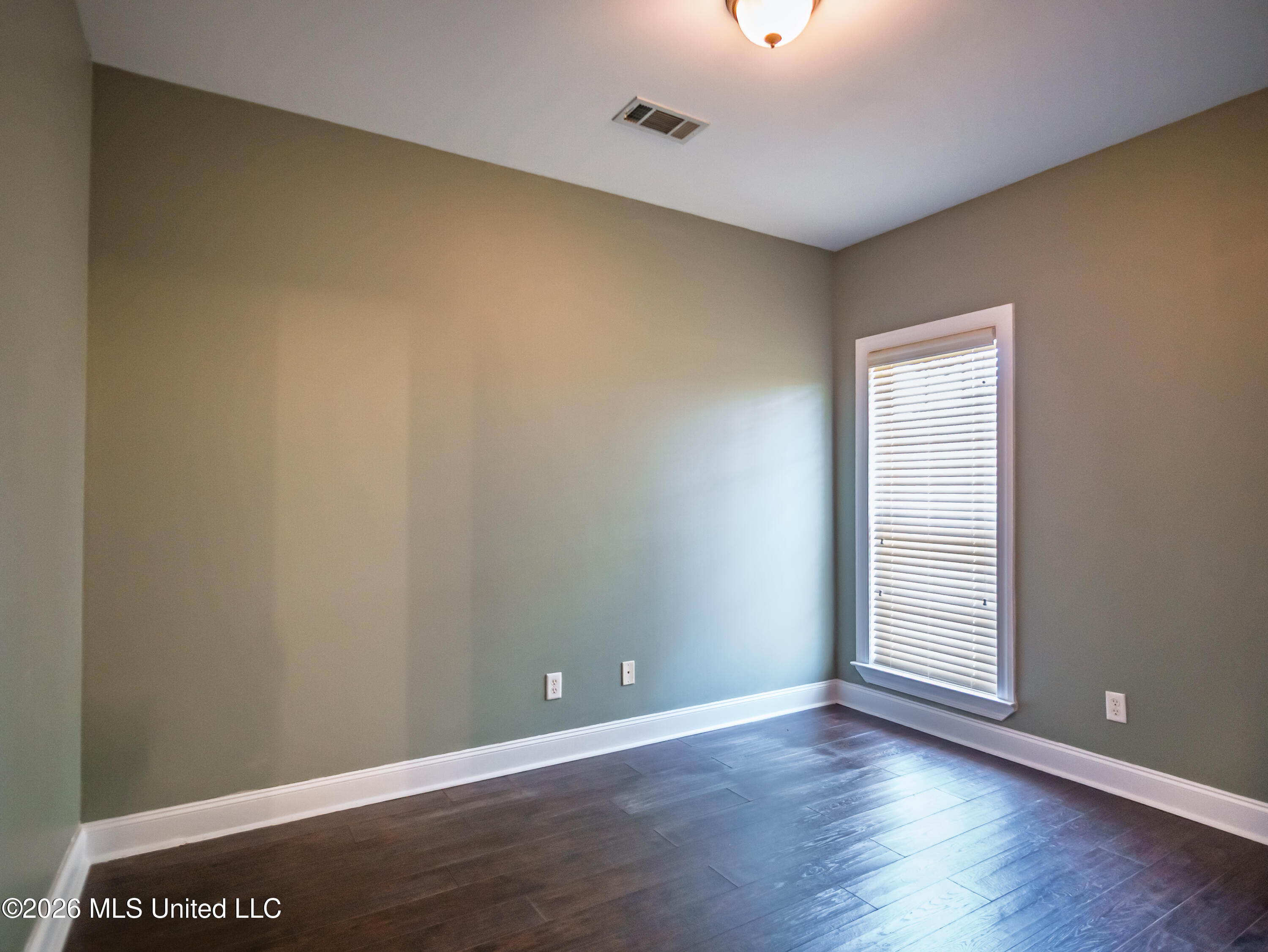 109 Cambridge Cove Property Photo 30
