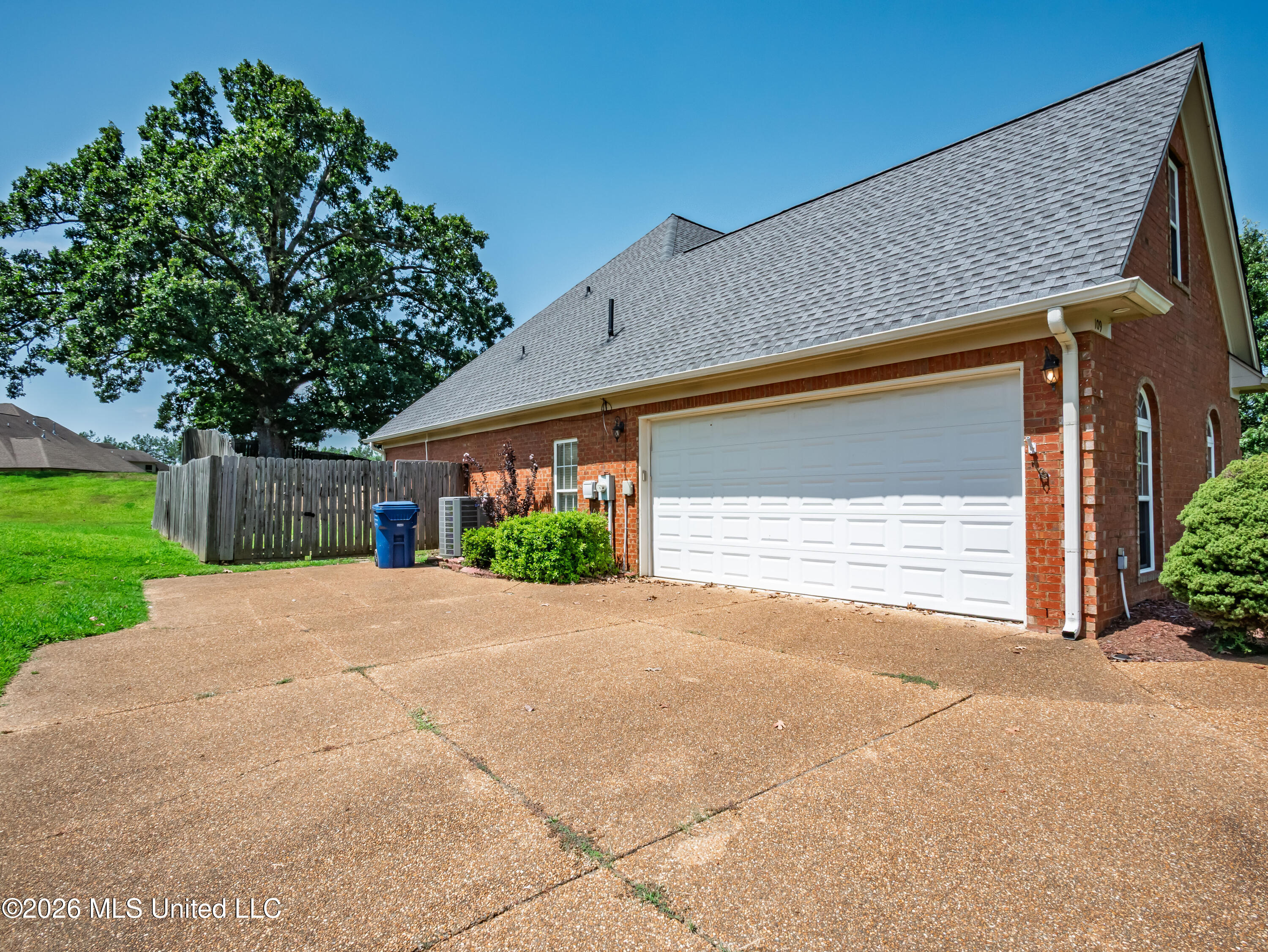 109 Cambridge Cove Property Photo 50
