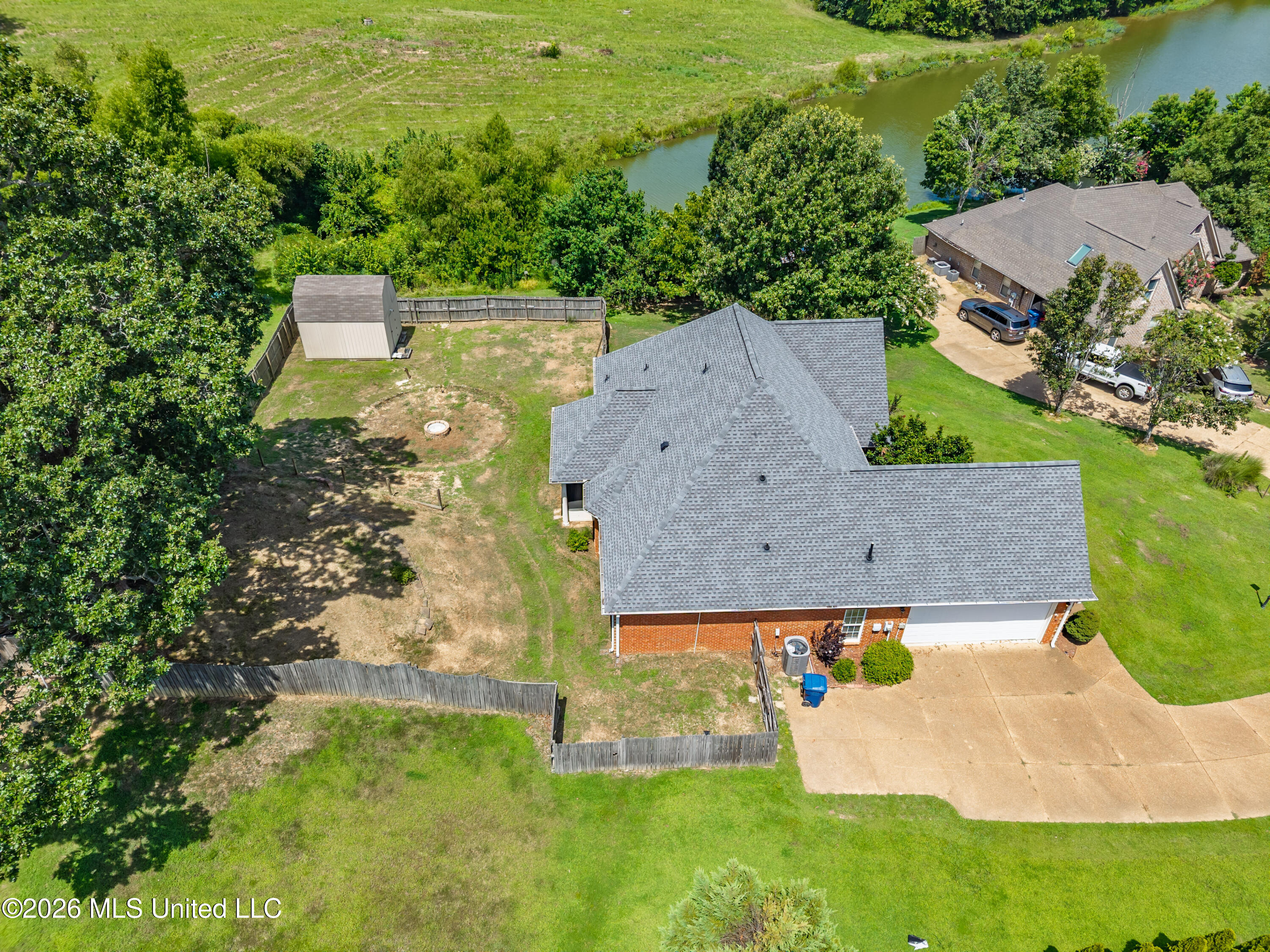 109 Cambridge Cove Property Photo 61