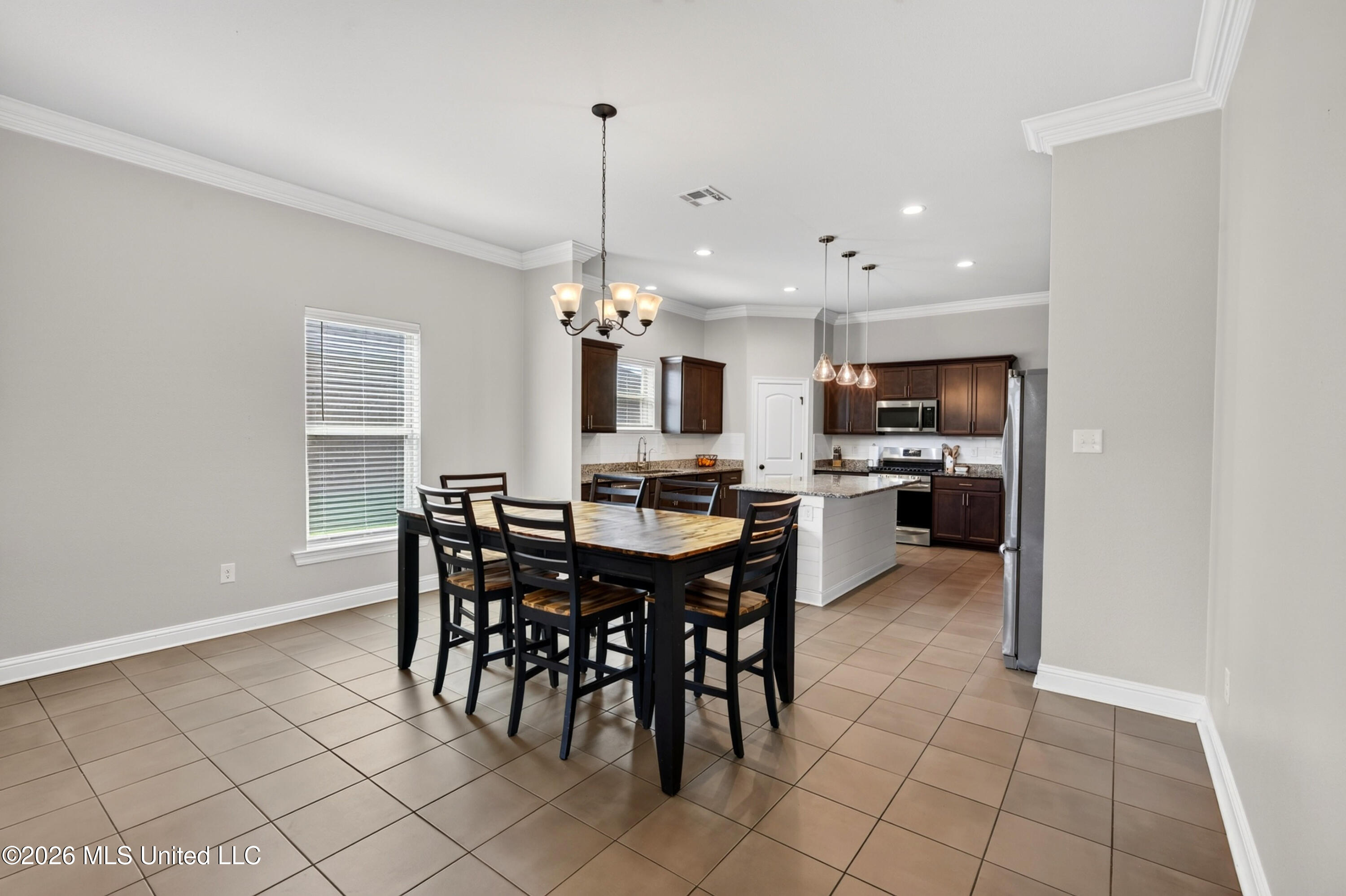 16463-r Millsaps Avenue Property Photo 11