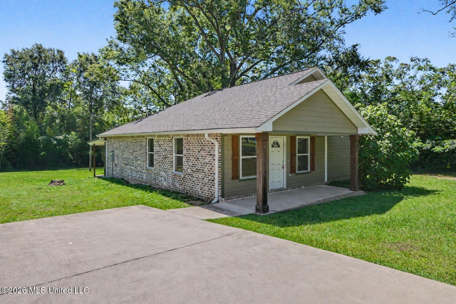 570 Mill Street Property Photo 2