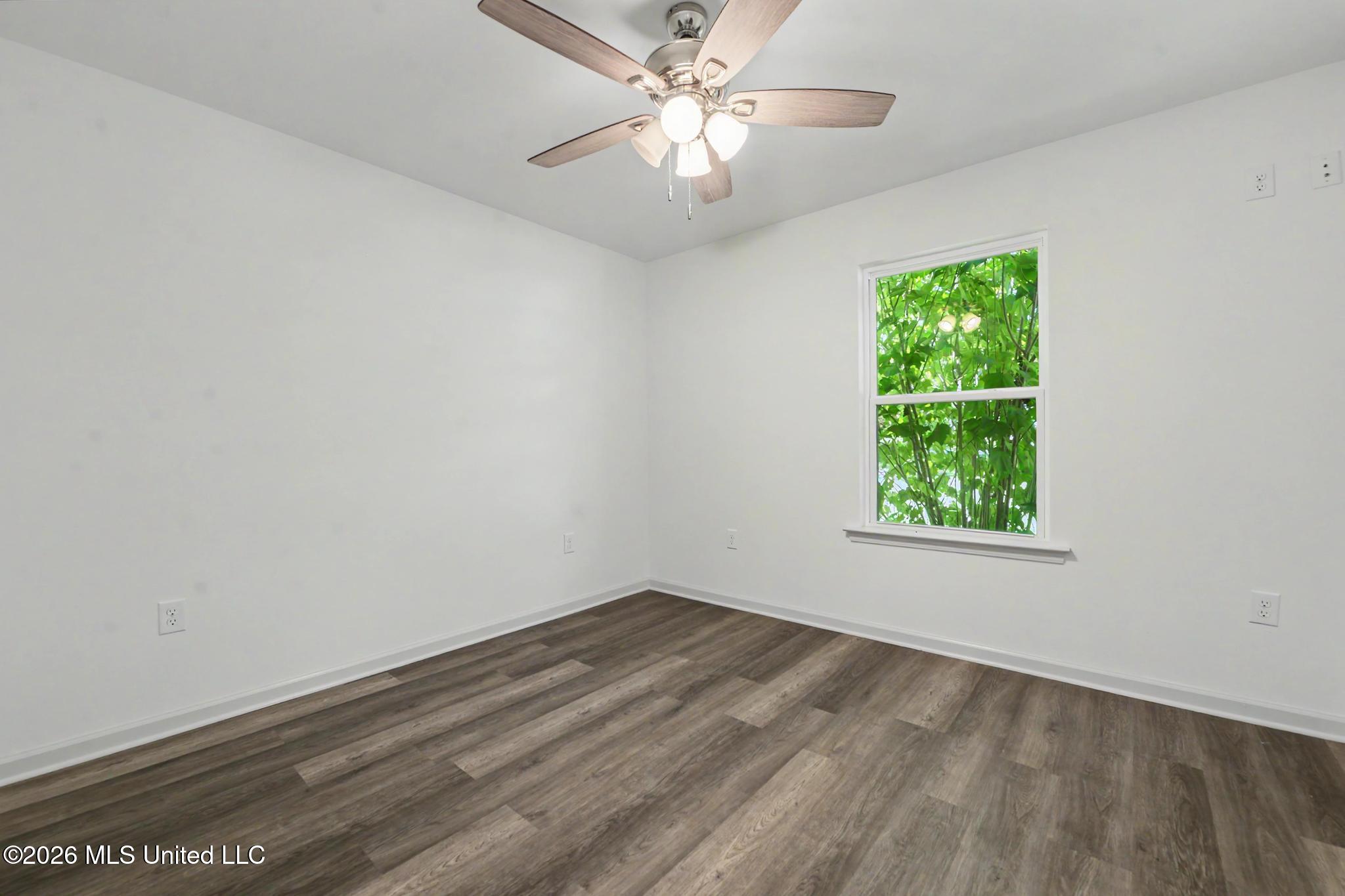 570 Mill Street Property Photo 14