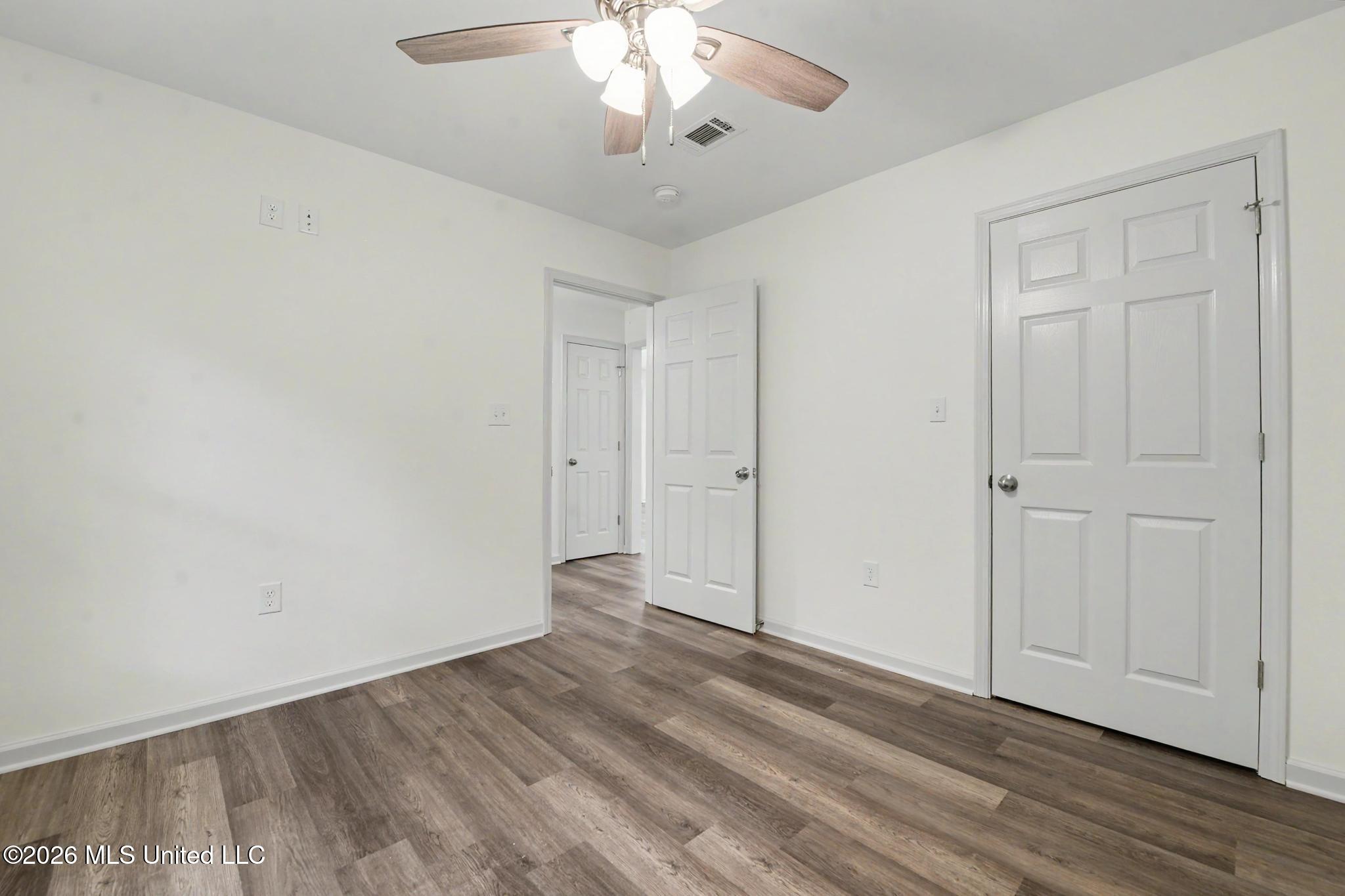 570 Mill Street Property Photo 17