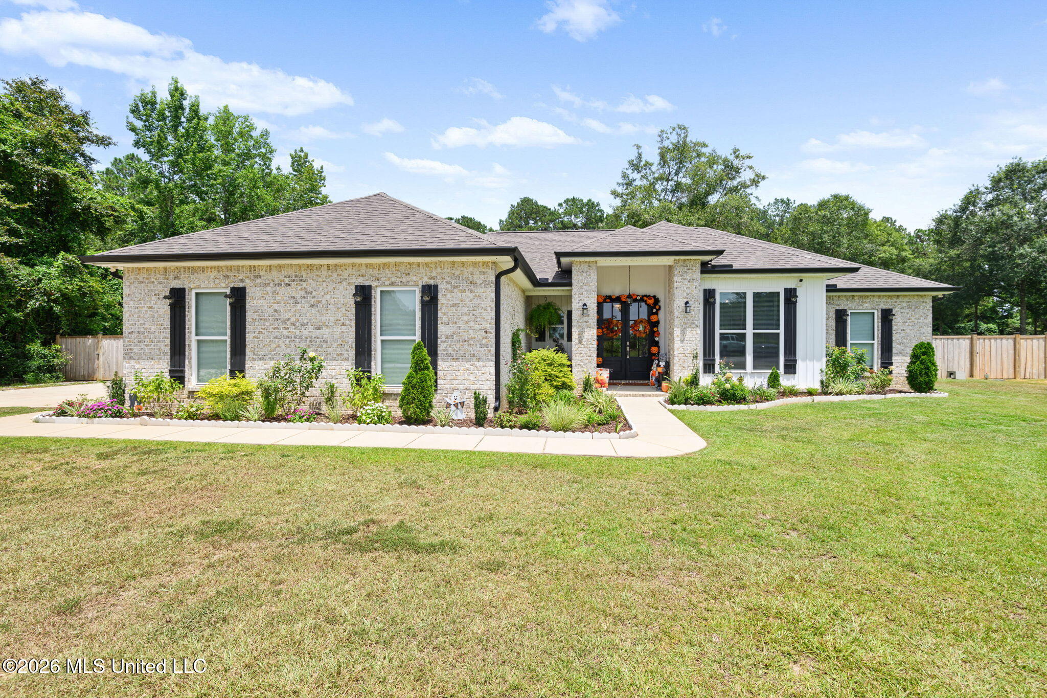 26020 Dennis Nelson Road Property Photo 2