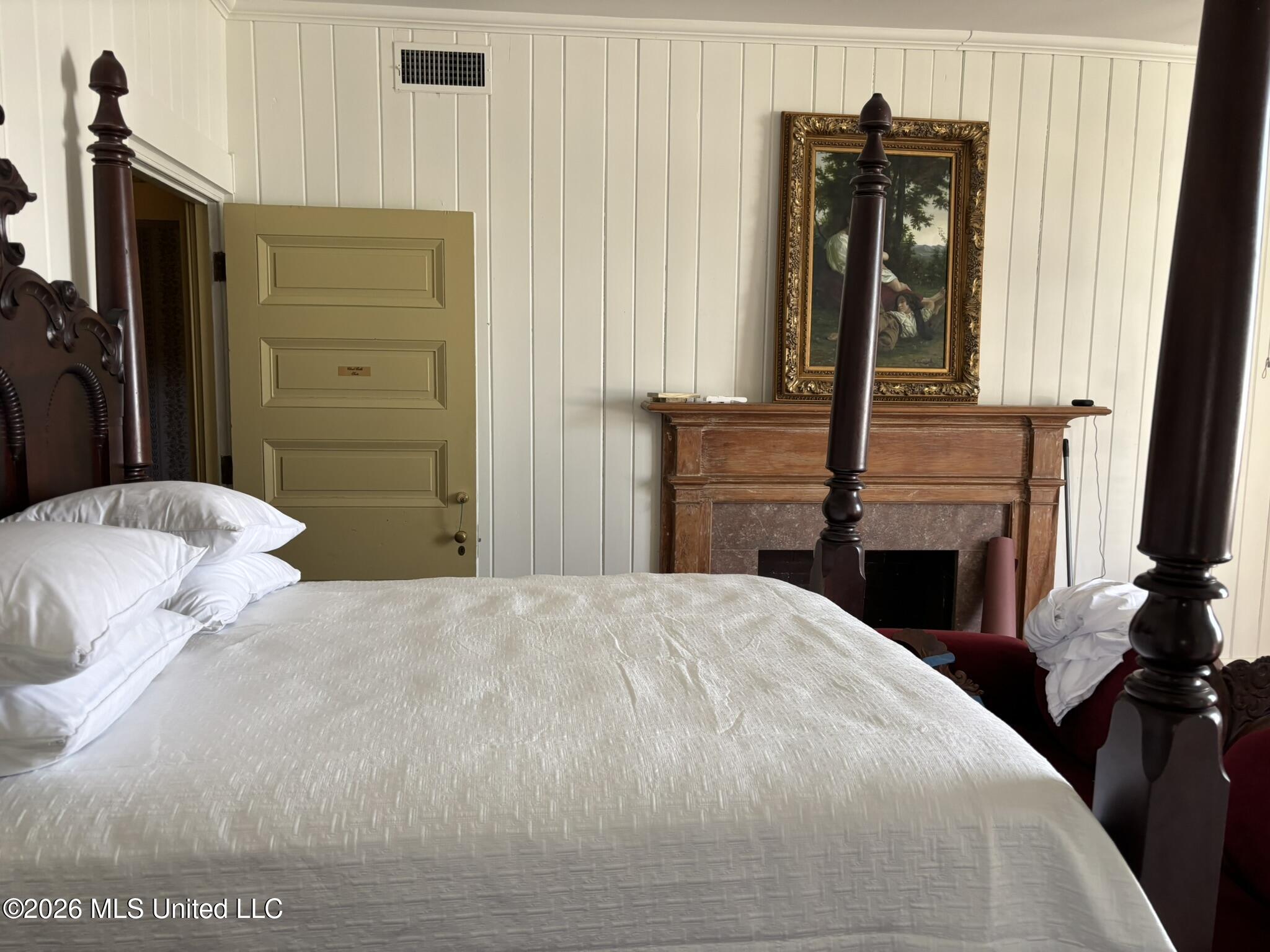 705 Washington Street Property Photo 21