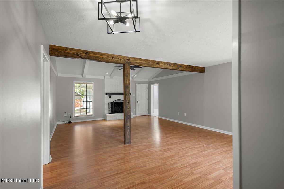 36 Pebble Hill Drive Property Photo 5