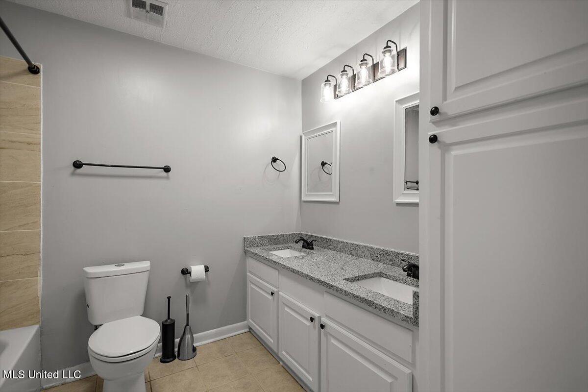 36 Pebble Hill Drive Property Photo 19