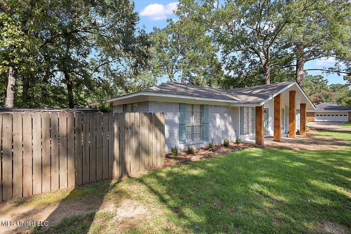 36 Pebble Hill Drive Property Photo 27