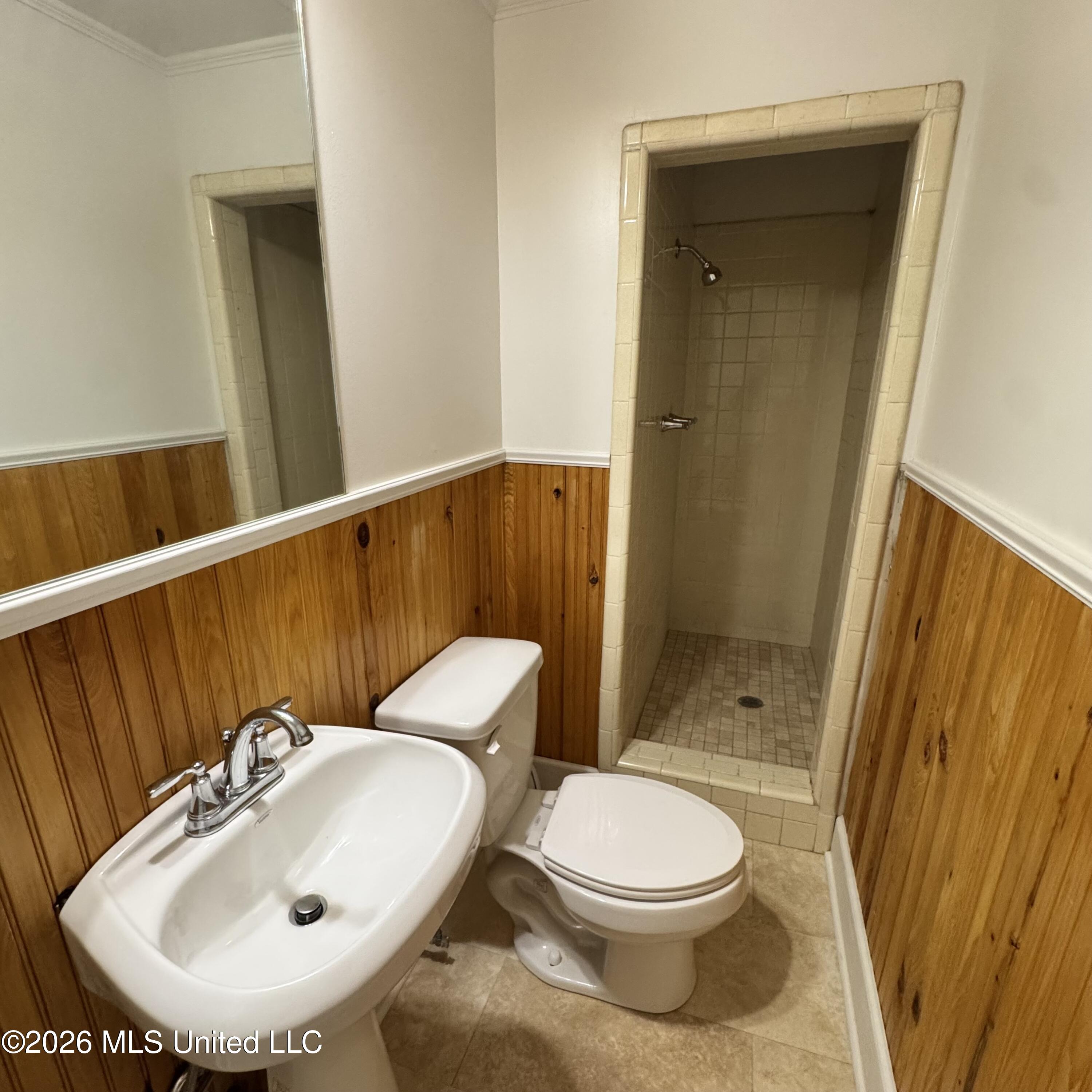 207 S Commerce Street Property Photo 11