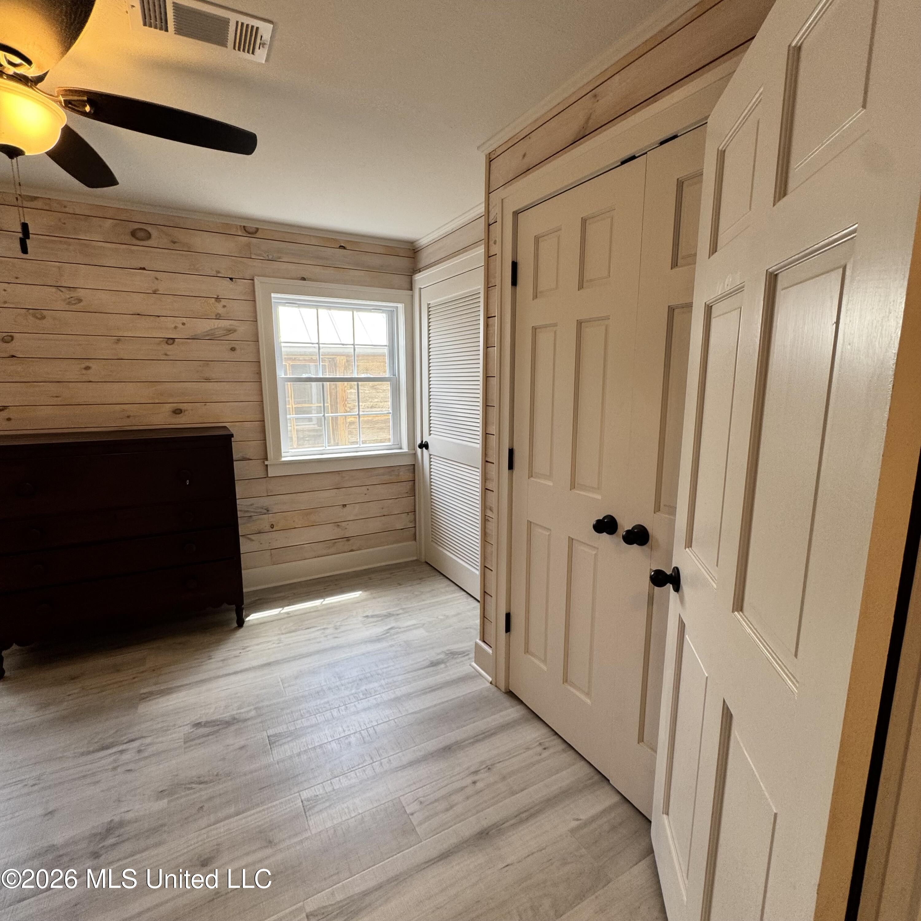207 S Commerce Street Property Photo 12