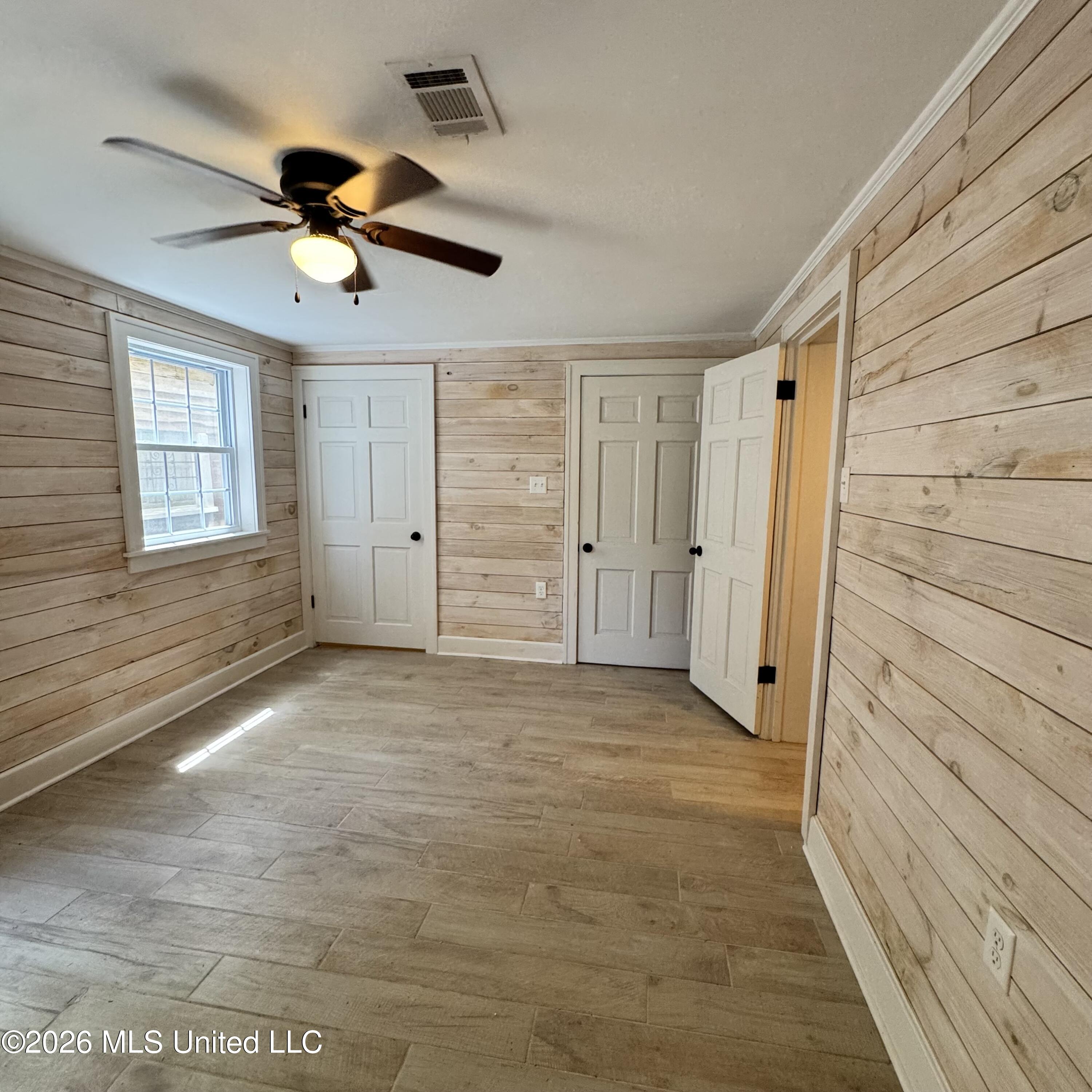 207 S Commerce Street Property Photo 24