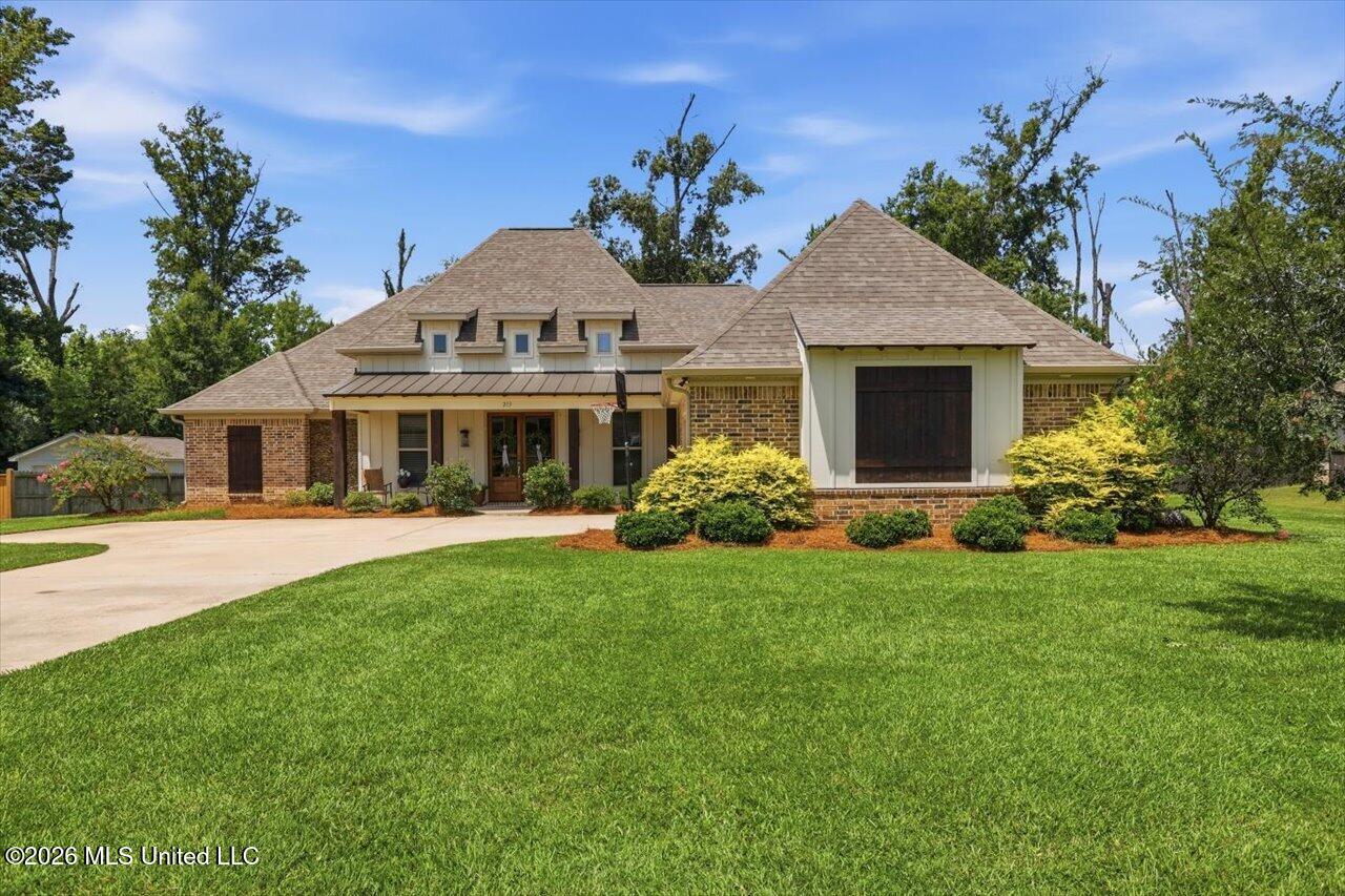 213 Ironwood Place Property Photo 1