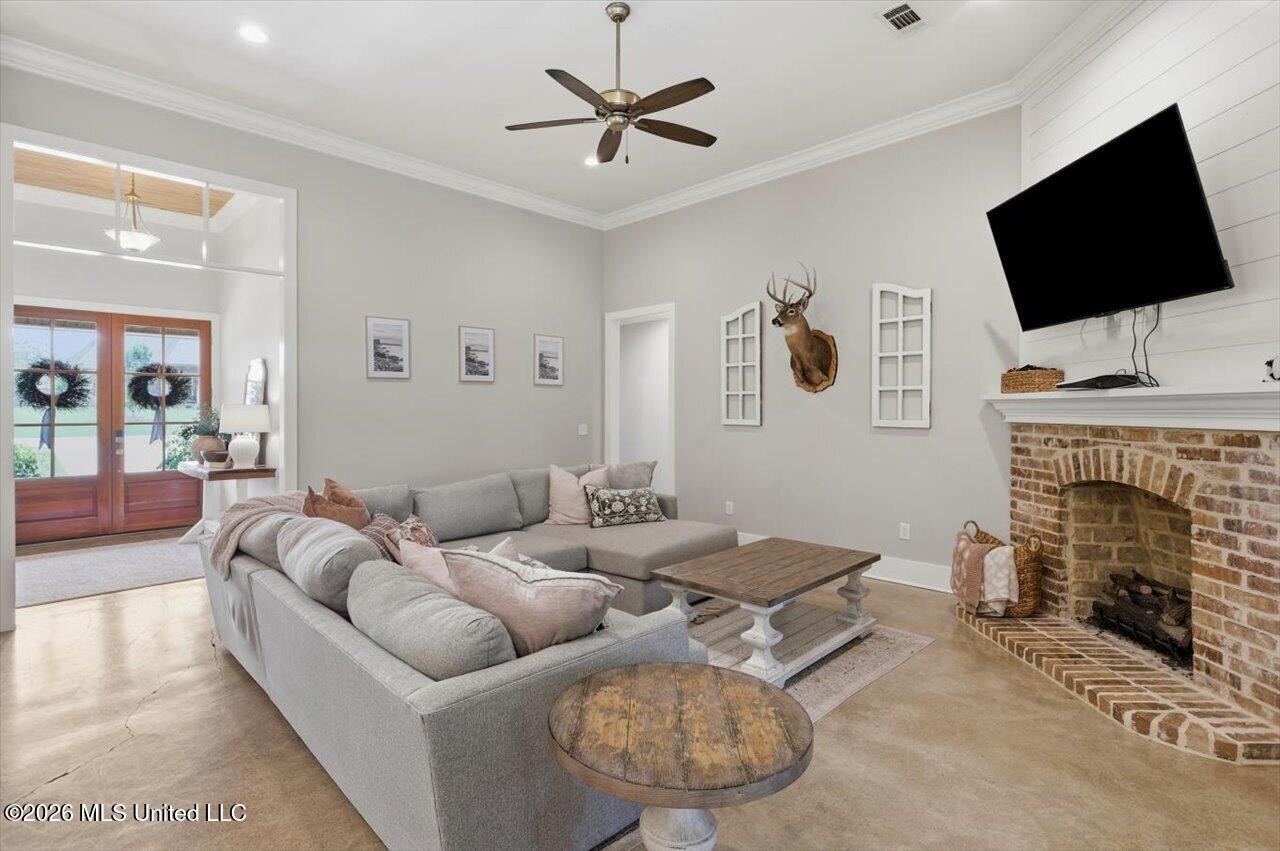 213 Ironwood Place Property Photo 8
