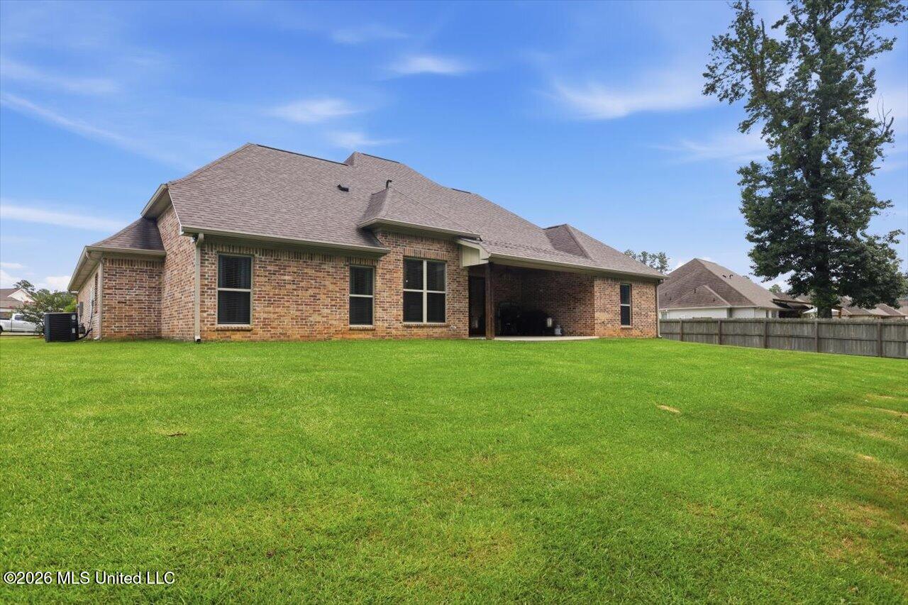 213 Ironwood Place Property Photo 33