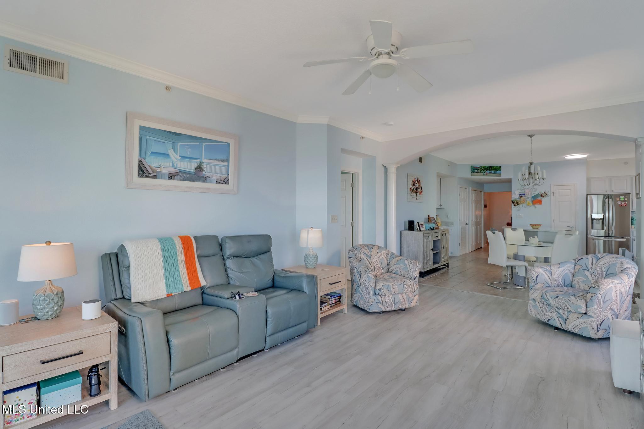 2228 Beach Drive Property Photo 9