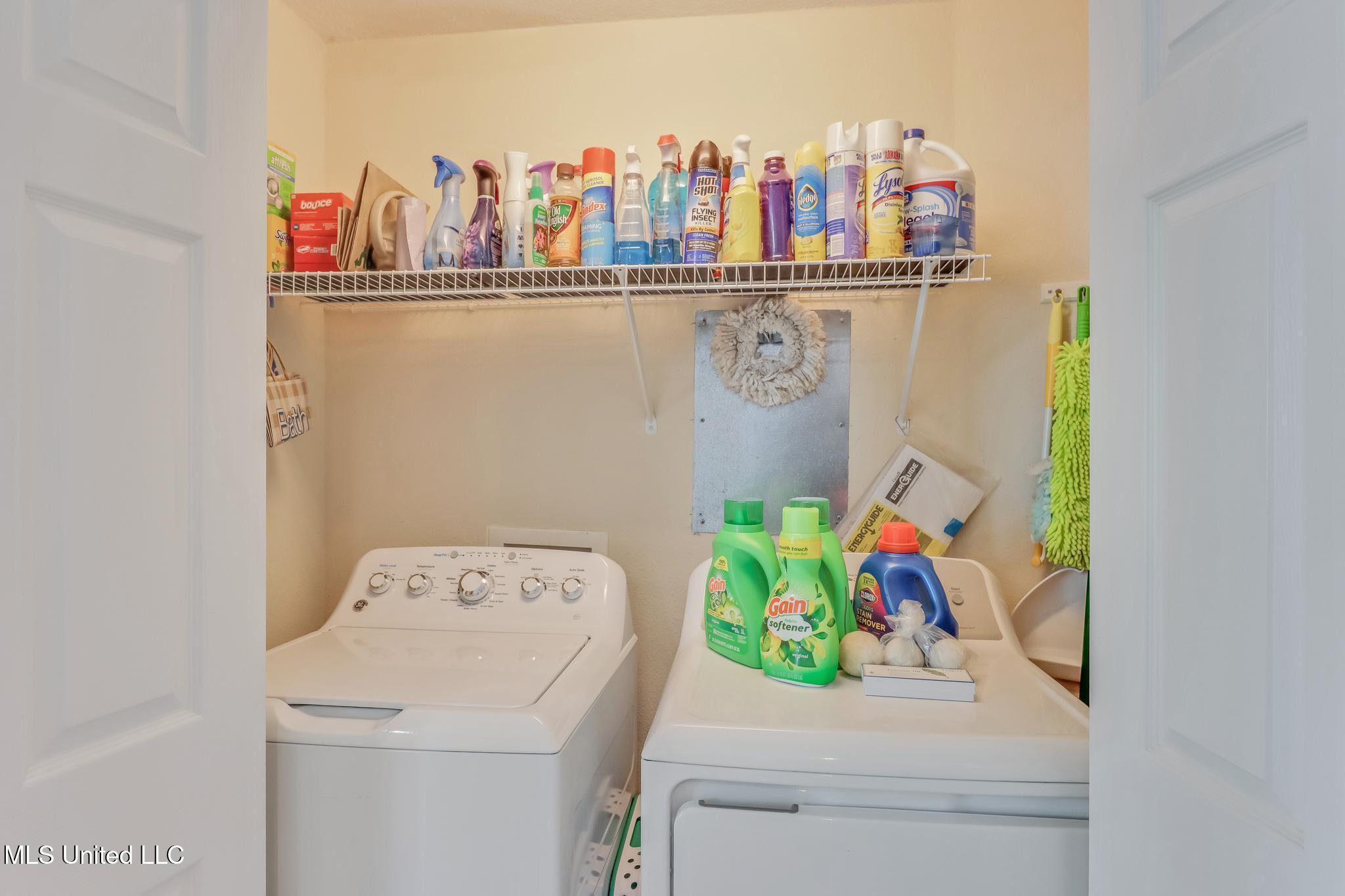 2228 Beach Drive Property Photo 22