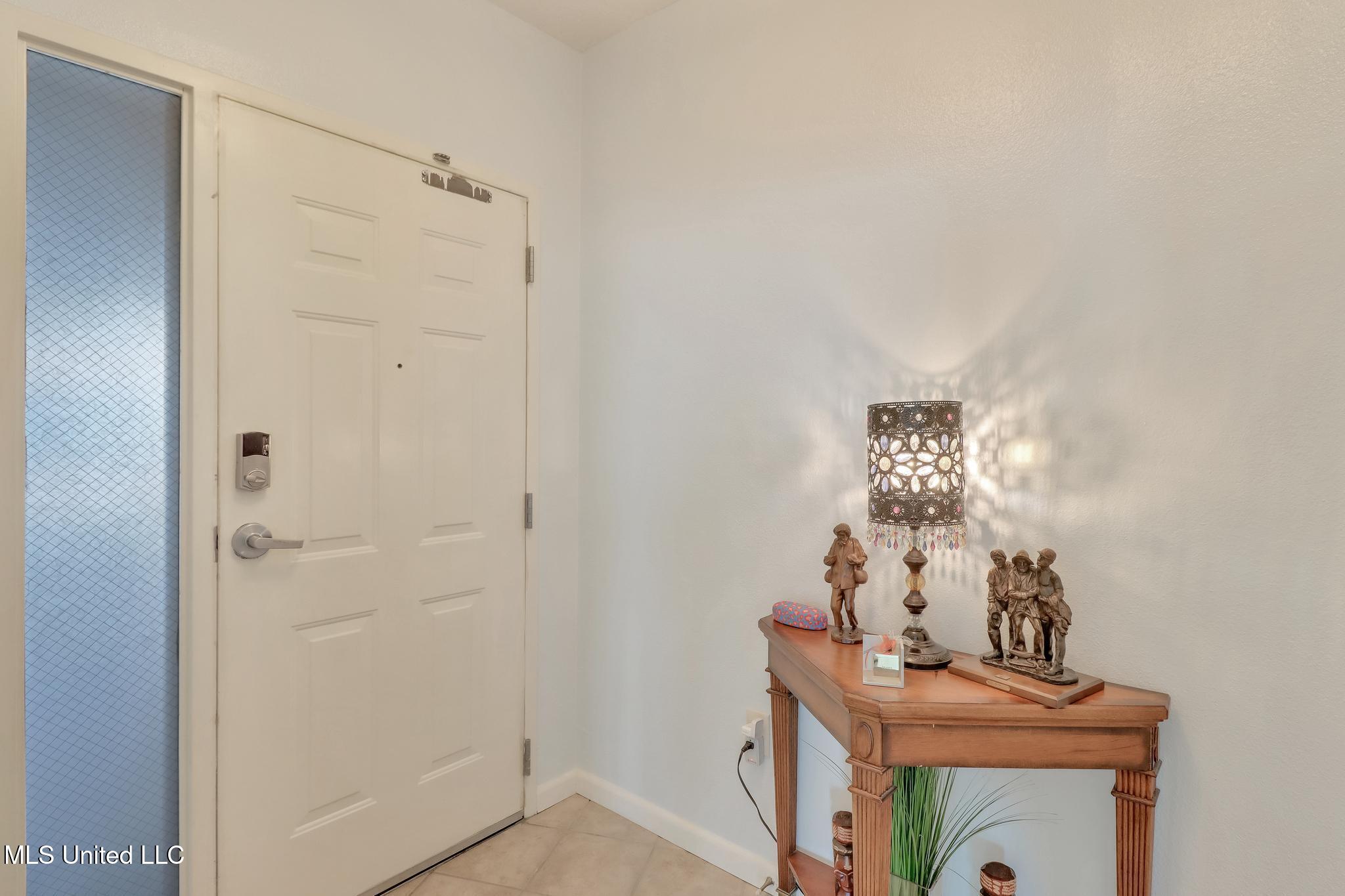 2228 Beach Drive Property Photo 23
