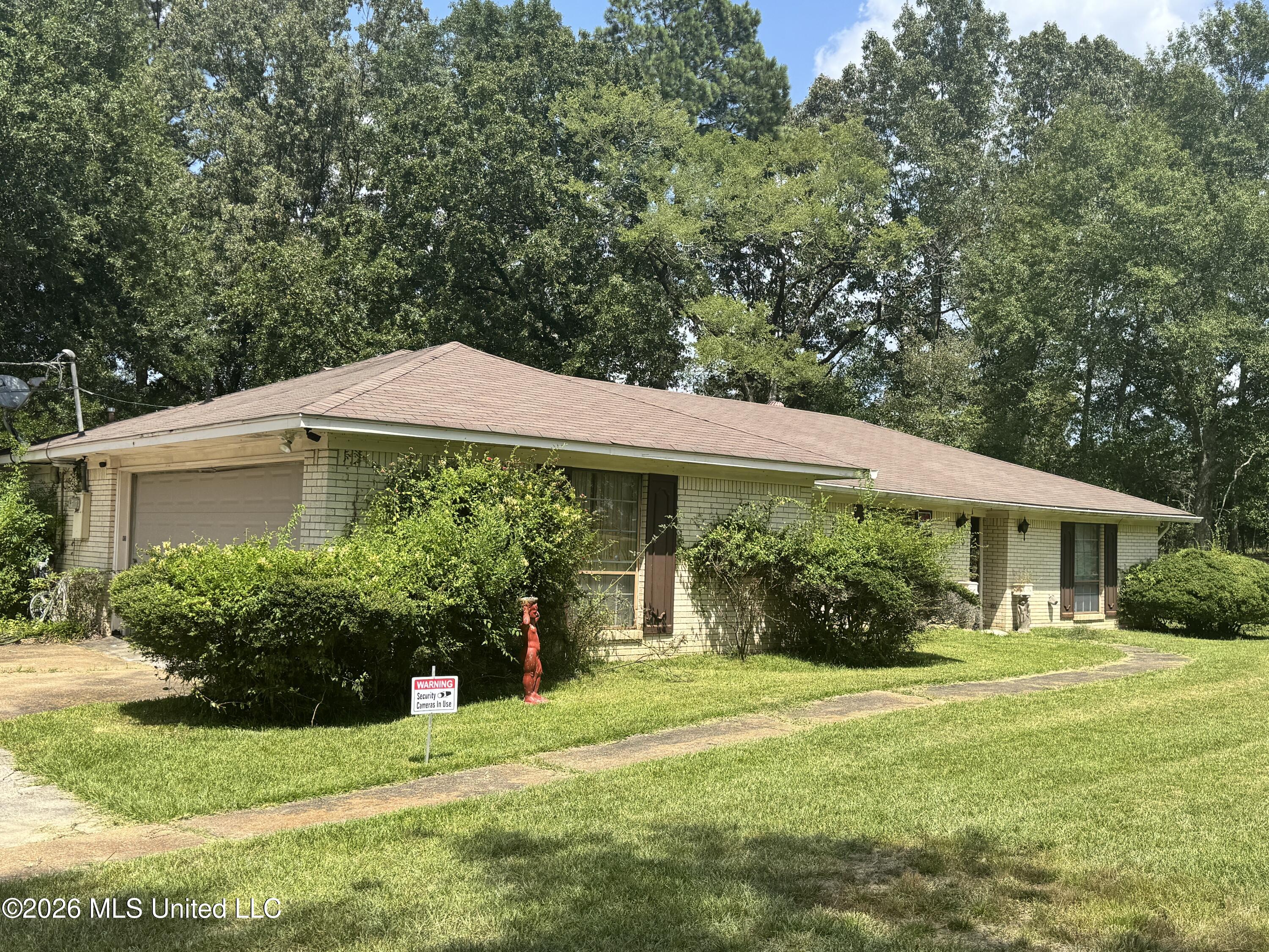 5050 Forest Hill Road Property Photo 3