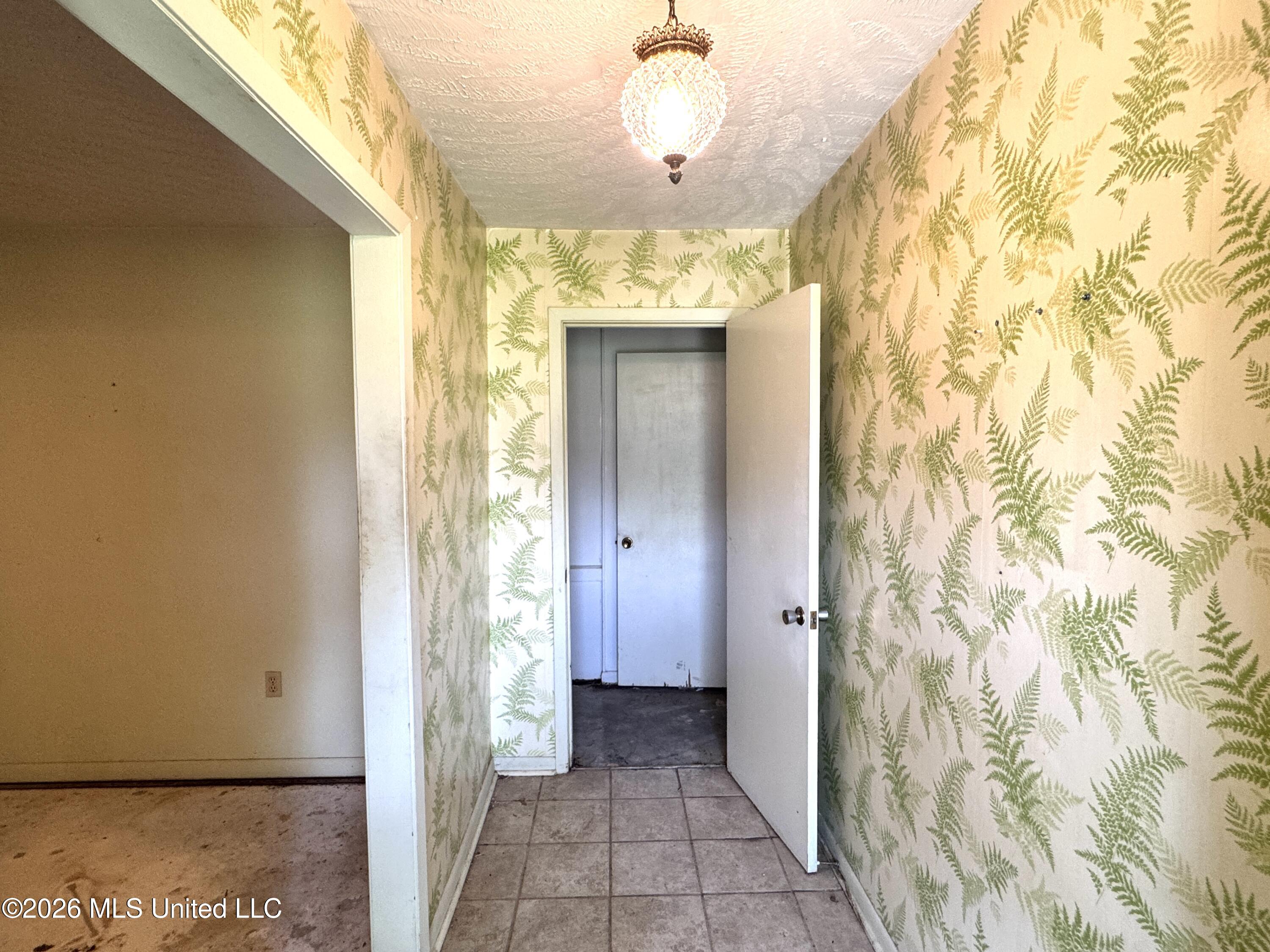 5050 Forest Hill Road Property Photo 6