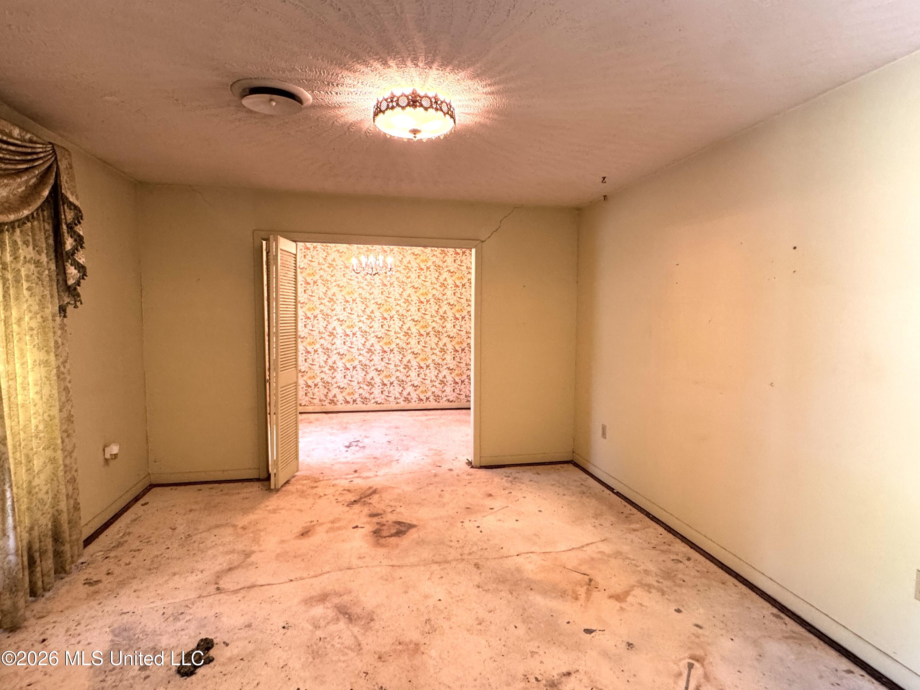 5050 Forest Hill Road Property Photo 8