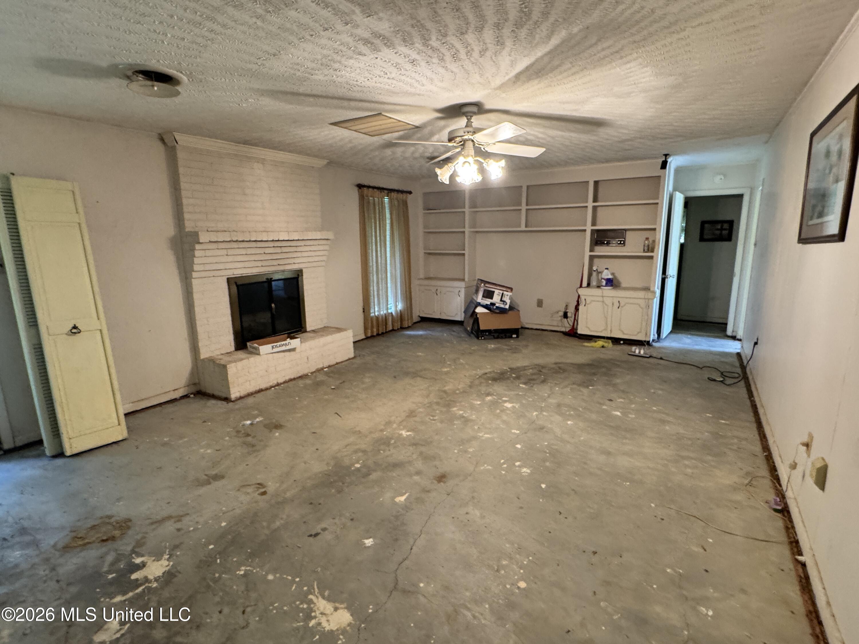 5050 Forest Hill Road Property Photo 13