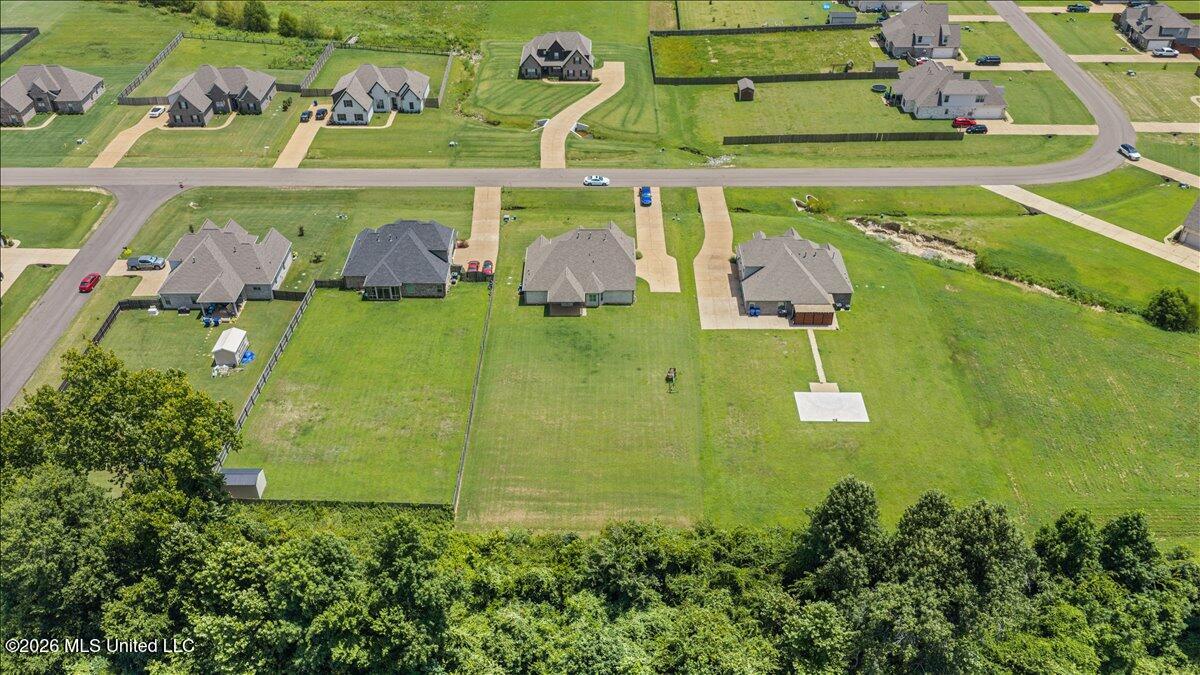 2739 Layne Drive Property Photo 4