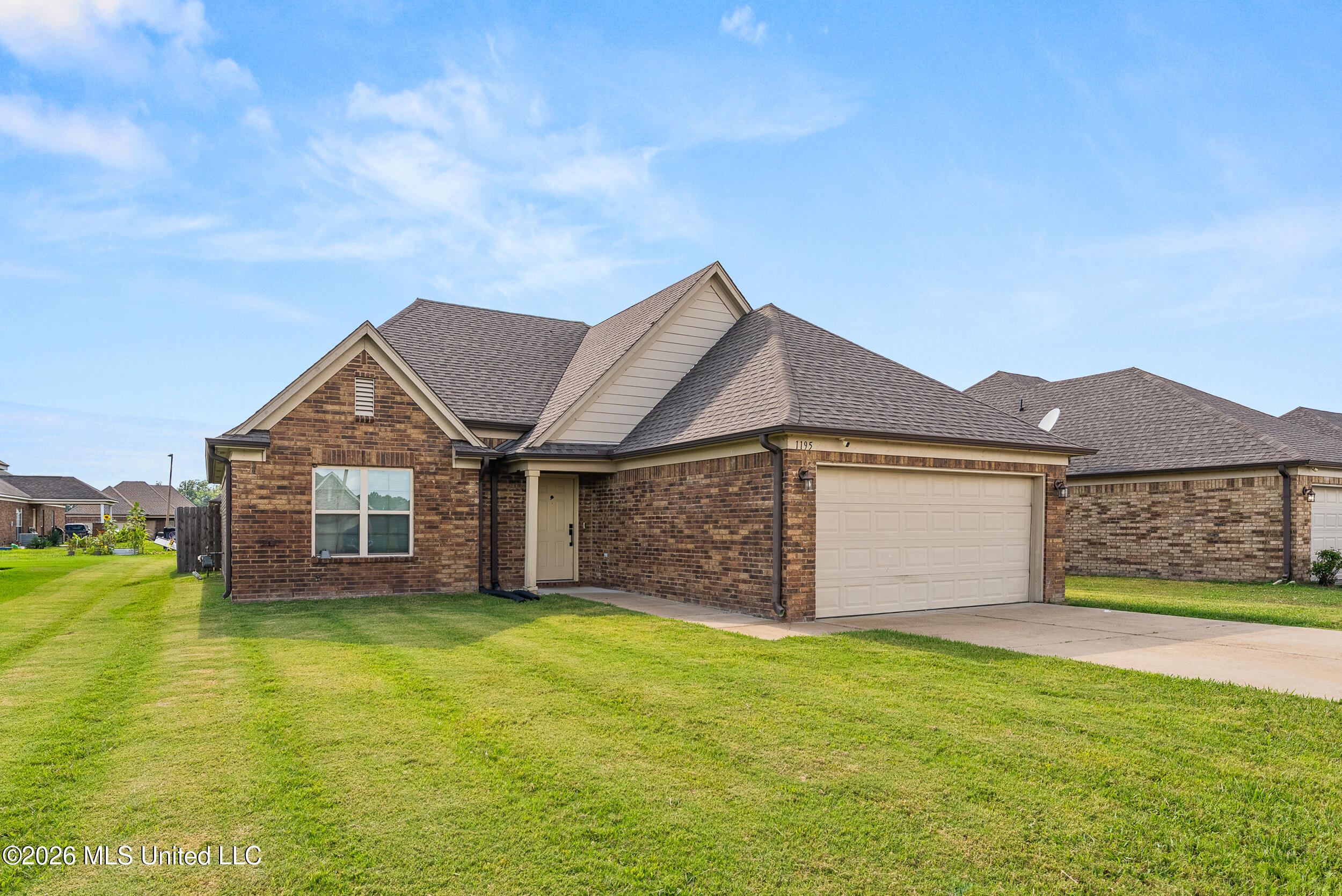 1195 E Lake Boulevard Property Photo 1