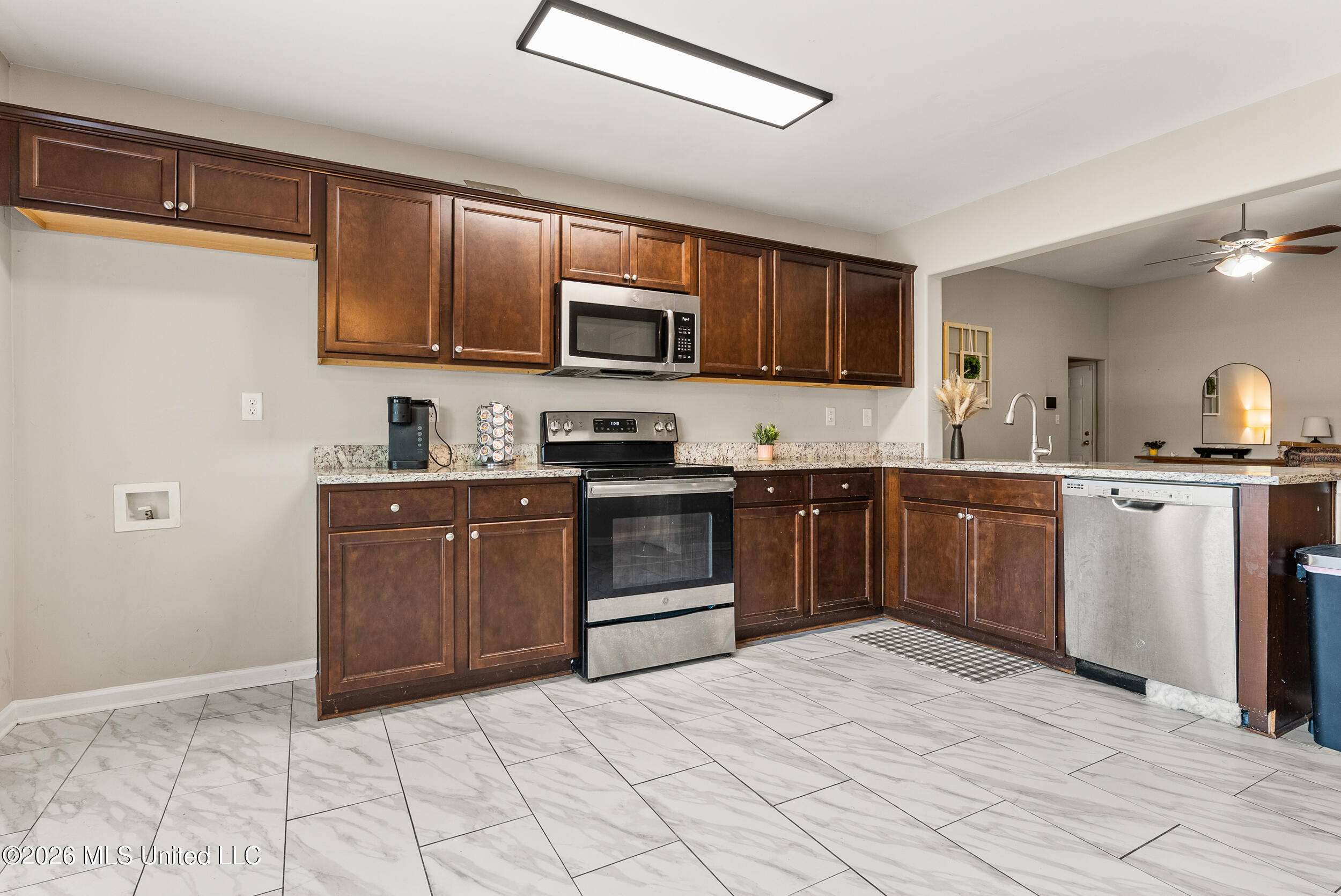 1195 E Lake Boulevard Property Photo 9