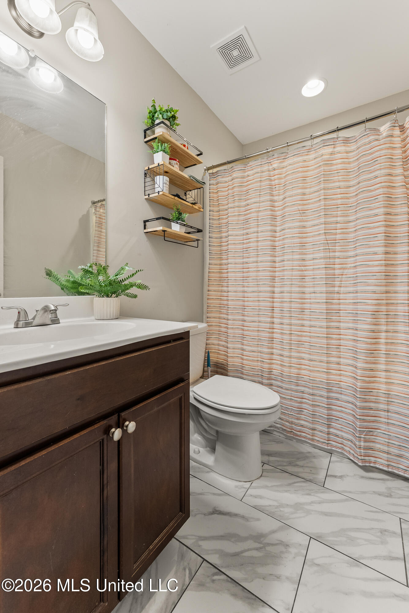 1195 E Lake Boulevard Property Photo 17