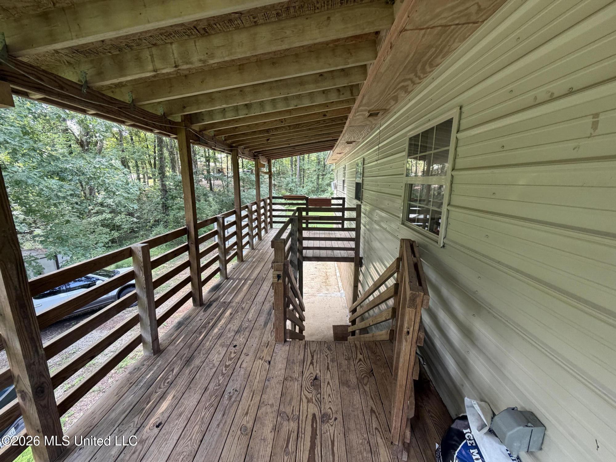 91 Hillside Drive Property Photo 7