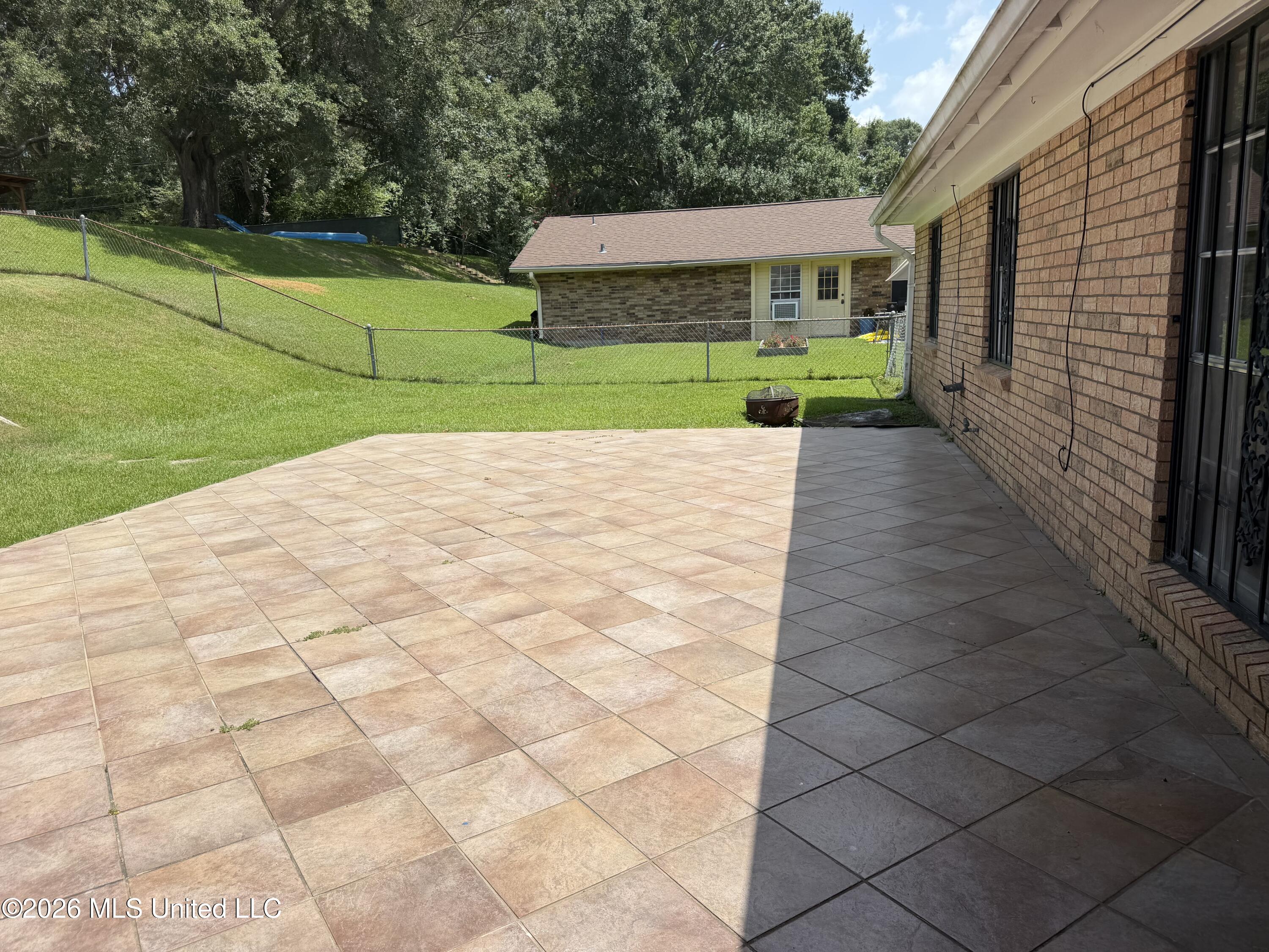 127 N Temple Property Photo 4